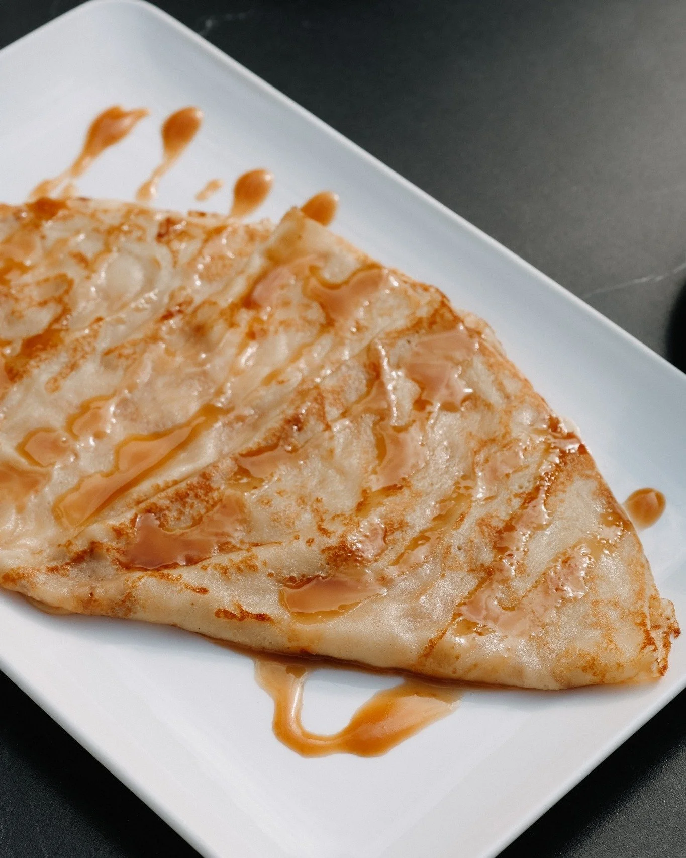 Difficile de r&eacute;sister &agrave; celle-ci&hellip; 🤤
Une cr&ecirc;pe, du caramel au beurre sal&eacute; fait maison et une bonne dose de gourmandise. Pour le dessert ou pour le go&ucirc;ter, toutes les excuses sont bonnes ❤️

📍 Biarritz Beach &n