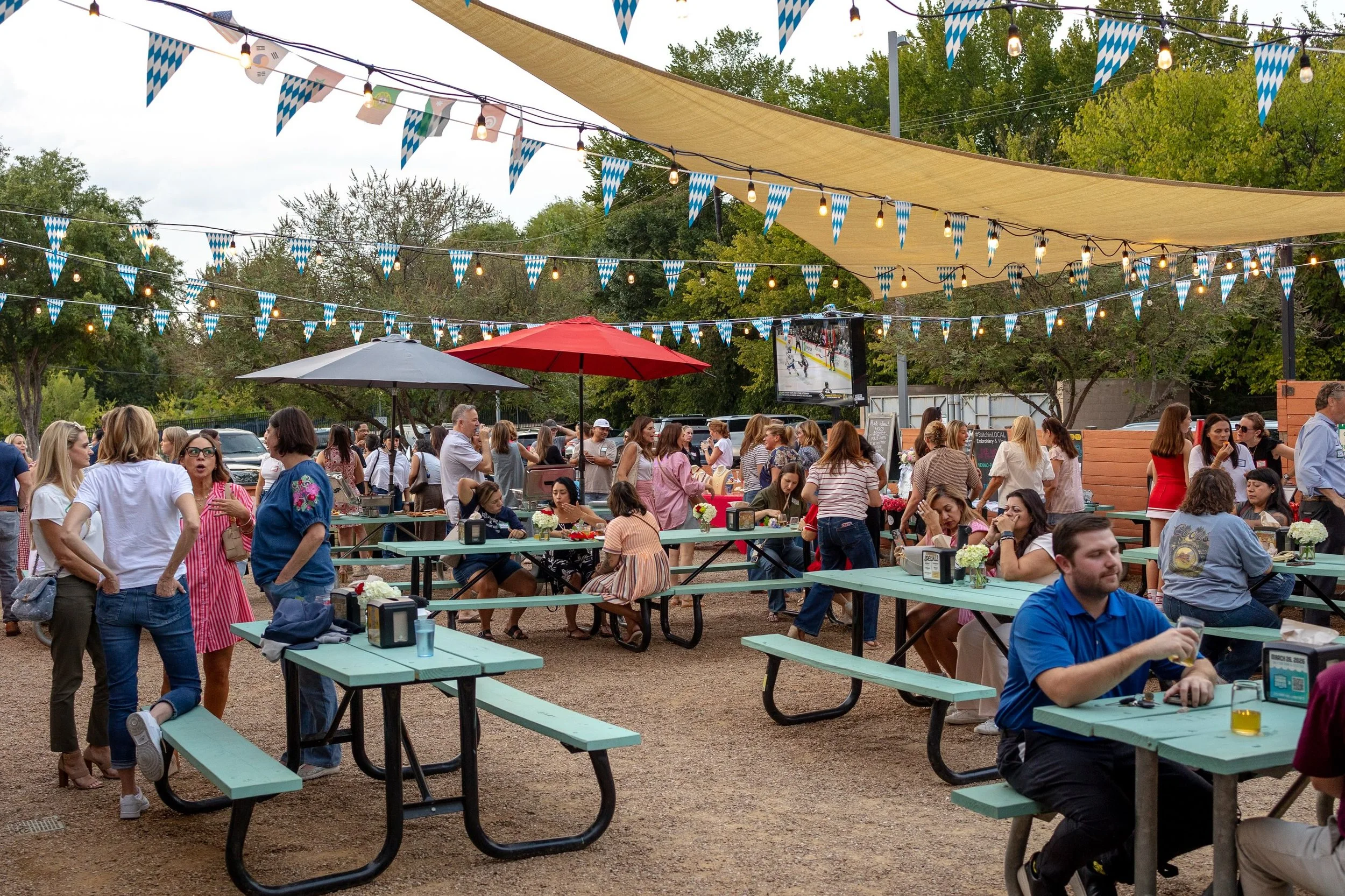 Patio season is upon us 🙌🙌🙌 Book our beer garden for your next event. We can host you and up to 200 of your friends on our patio. Reach out now to get your date reserved and let&rsquo;s party 🥳🍻

#dallasbrewery #beergarden #dallaseventspace #pri