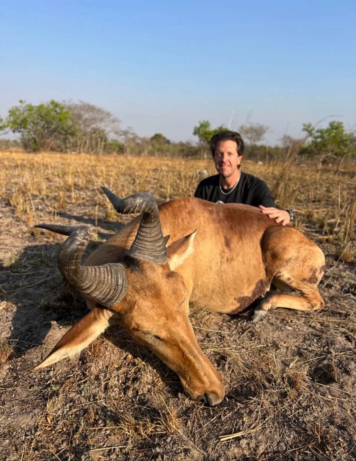 Hunting — Lunga Luswishi