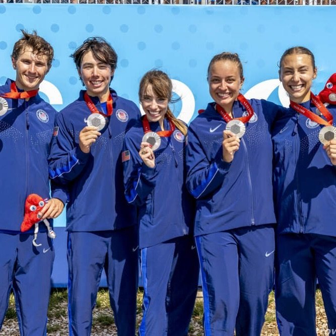 Congratulations to the Sports Lab&rsquo;s very own Emelie Eldracher and her team on finishing with a silver medal in the mixed-four crew at the Paralympics! We can&rsquo;t wait to welcome you back to the lab with your new bling!!! 🎉🥈👏

(Photo cour