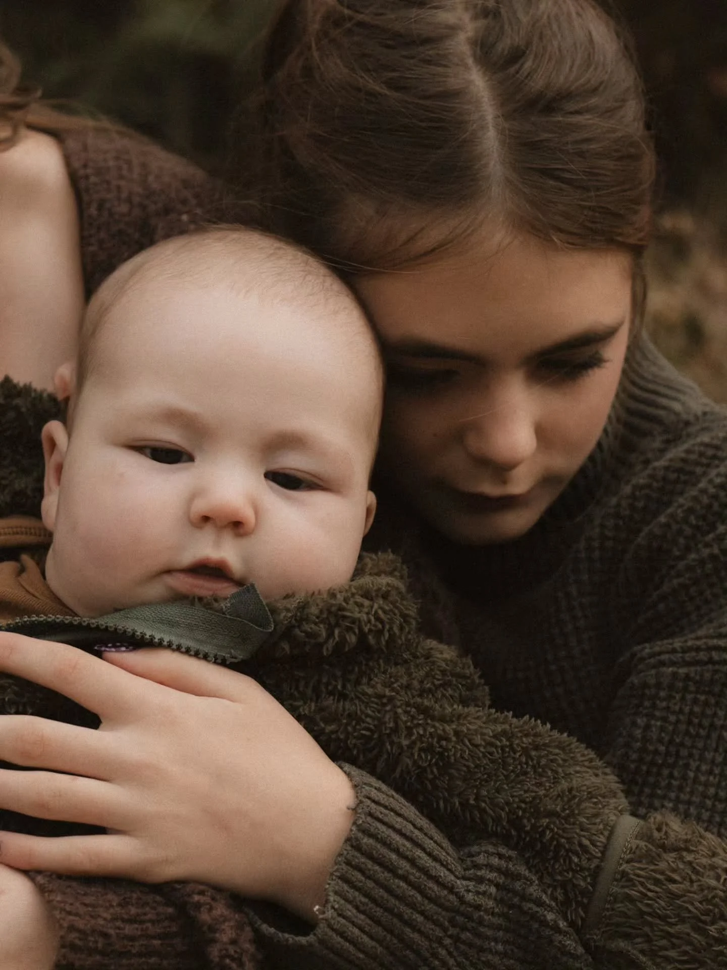 Watching the relationship between siblings is fun, challenging, and sometimes enough to make my heart hurt from preciousness.

This was one of those times.

To any parents worrying about the age gap.. 

Yes, it can be challenging in ways you never im