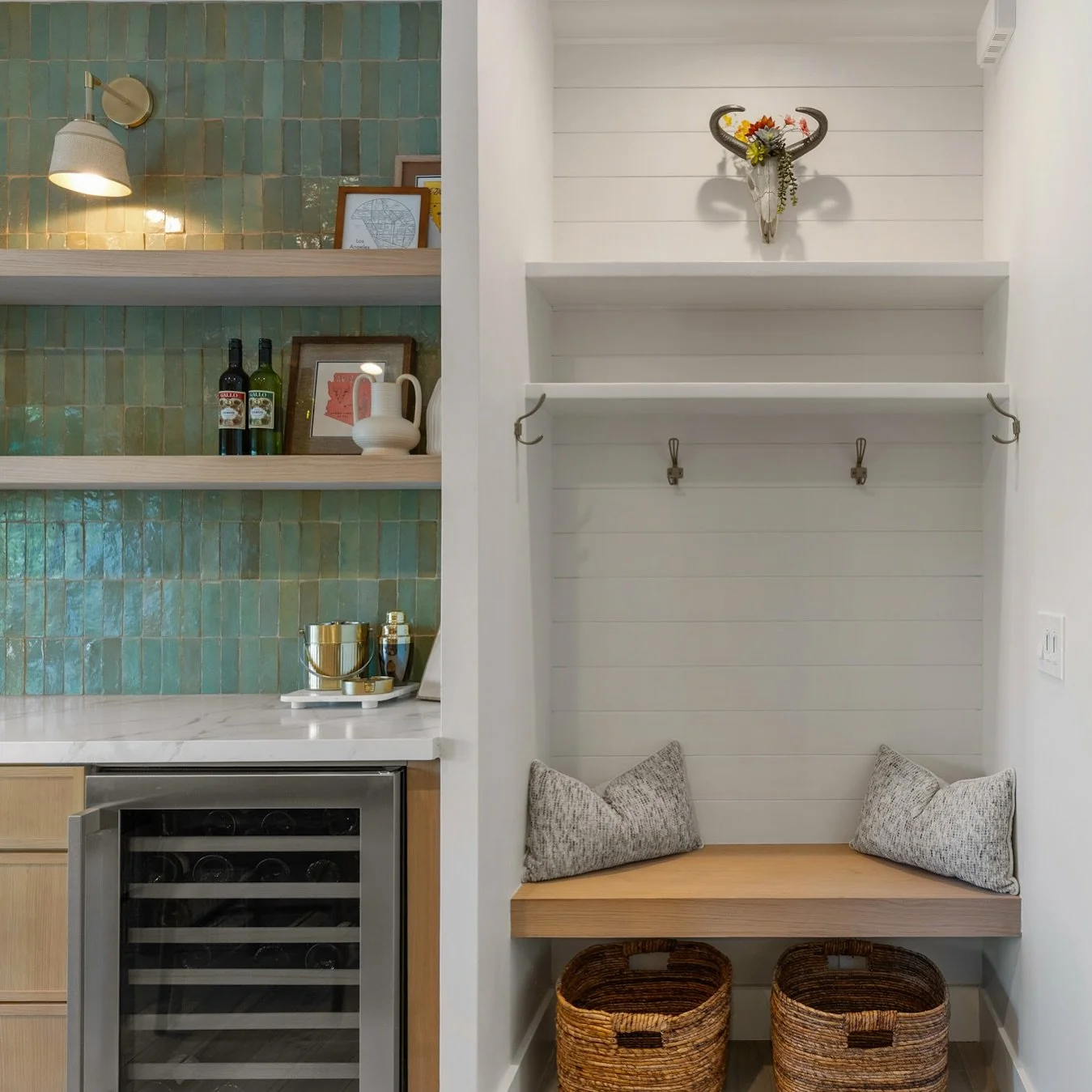 This space is not only beautiful, but filled with functional storage space. At JLS, you don&rsquo;t have to pick beauty over function. You can have both! 

Get in touch today through the link in our bio 🏠

#JLSHomeDesign #FunctionalHomeDesign #AZHom