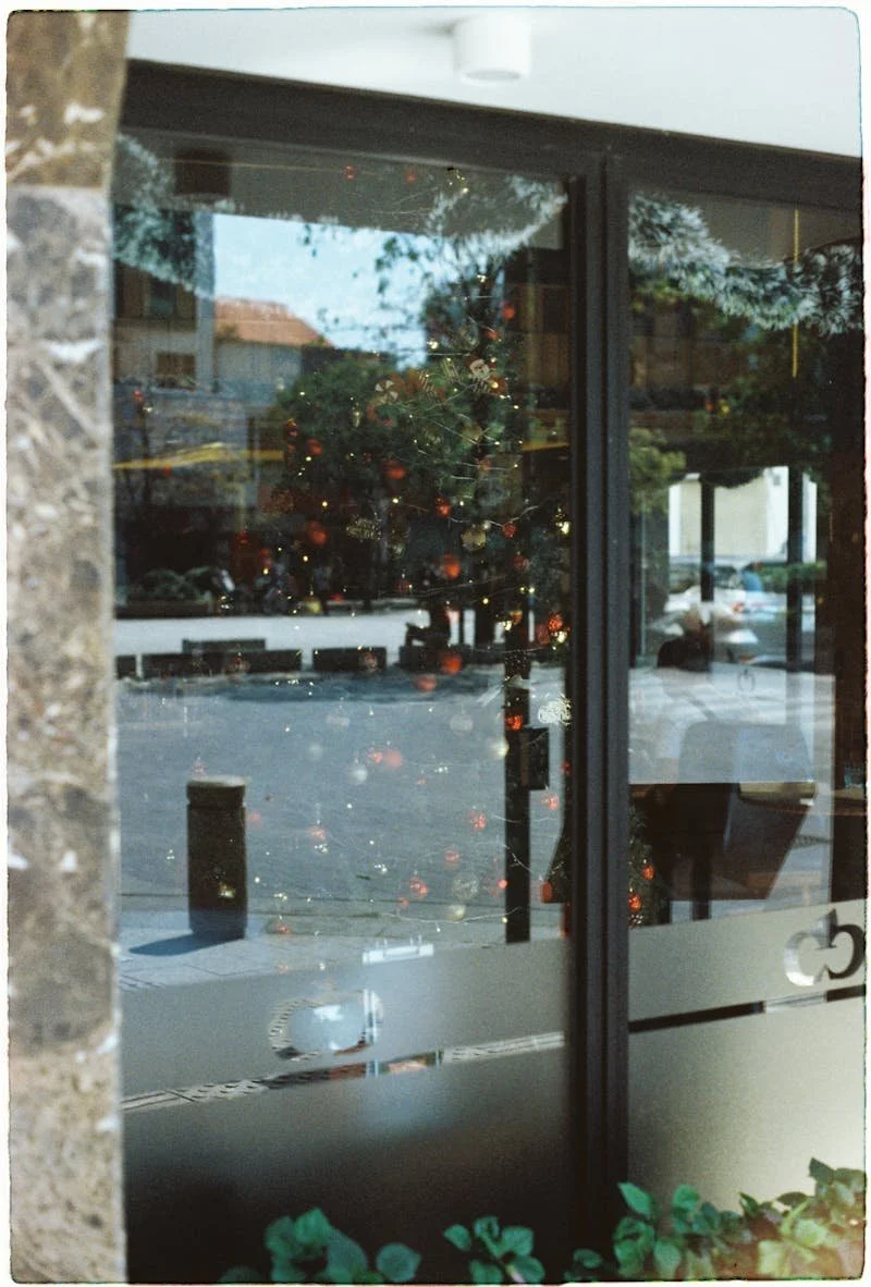 How to Add Curb Appeal to Your Oregon Business Before the Holiday Rush