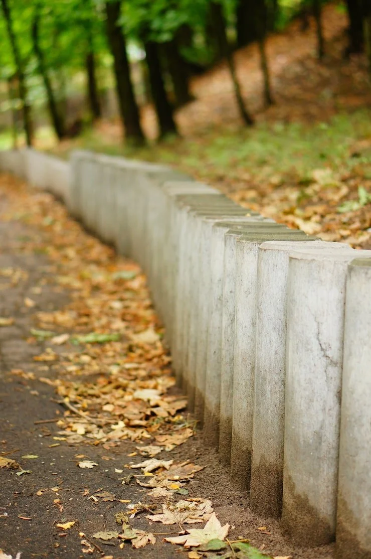 How retaining walls are rebuilt after failure: a step-by-step guide