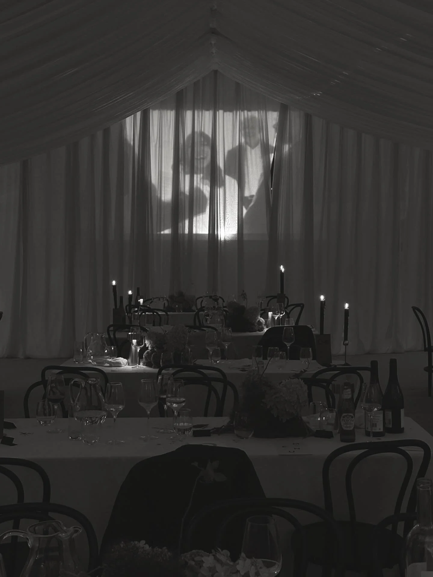 dinner scenes, ft 2025&rsquo;s favourite fabric projection. C+K played their legal ceremony ahead of guests entering the dance space 🫶🏻 

#weddingplanner #weddingdesign #ukwedding #weddingtrend