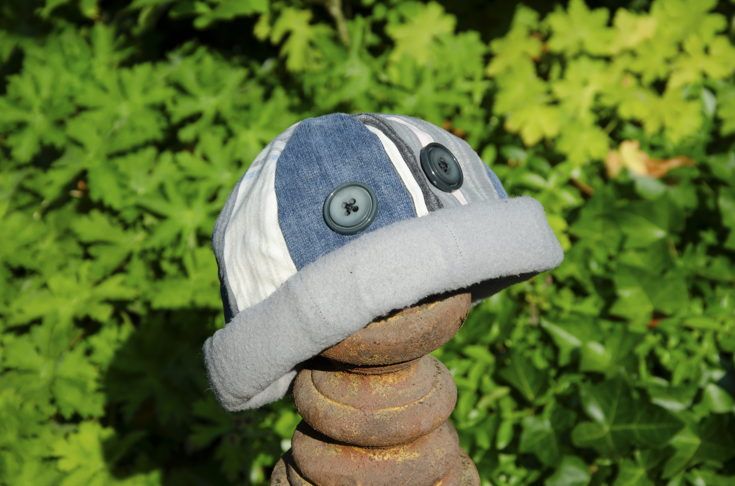 Hats_Beanie Blue 1.png
