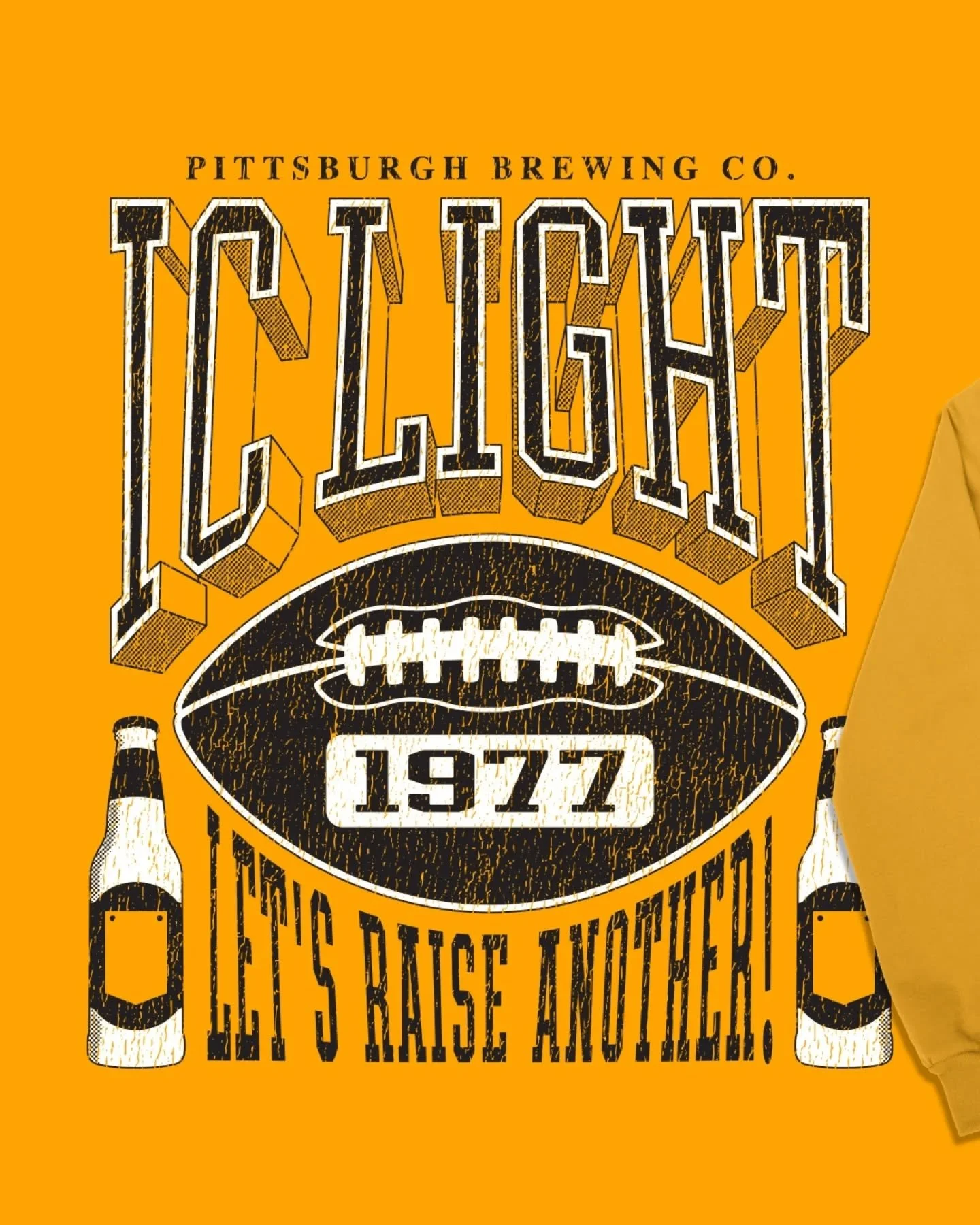 Don't forget to teach the youth about oversized 90s graphics! #Vintage athletic crew for @pittsburghbrewingco and @iclightbeer 🍻

#leaguesdesign #leaguespgh #beer #matterinthevoid #merchdesign #90s #branding