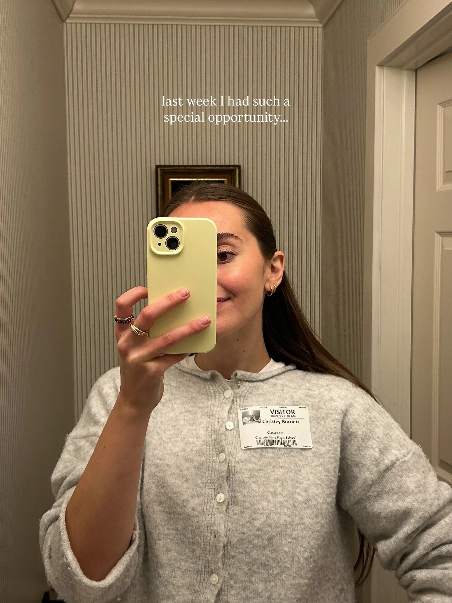 This art room was my second home back then, and it felt so special to step back inside and experience its magic all over again.⁠
⁠
So grateful for the love and support my community continues to show me. Thank you @rootlightstudio and @chagrinfallssch