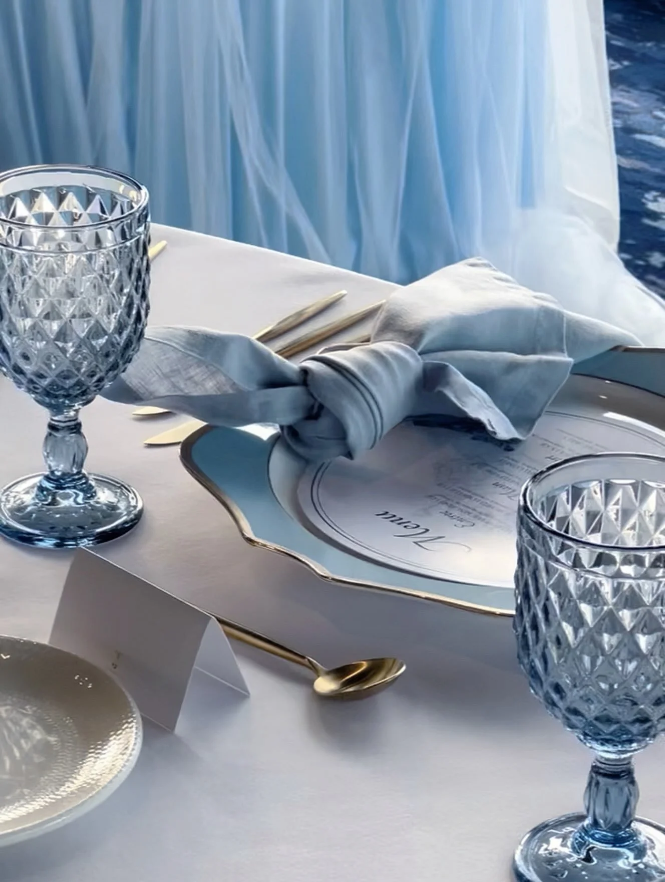 Sometimes it&rsquo;s the smaller details guests notice once they sit down :the colour, the texture, the balance, the little touches that make the whole setting feel considered. Because styling is not only about how an event looks, but how it feels to