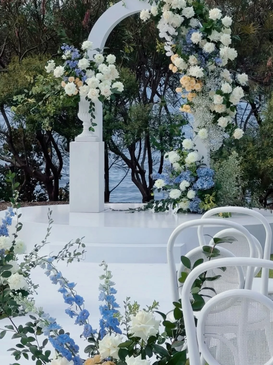 A ceremony can hold many layers. The beauty is knowing where to add, where to stop, and what matters most to the couple.

For us, that sense of ceremony is always the starting point.

Personalised design for Wendy &amp; Daniel💙

#Styledbyjuno #Weddi