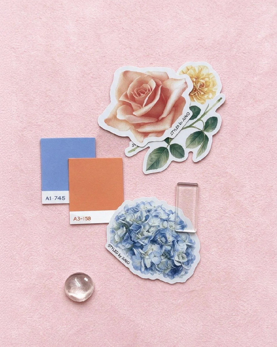 Cool blue against warm orange is not the safe choice, but it is the memorable one.

We held onto it from the first swatch to the last detail, and let it do the talking.

#SBJWeddingIdentity #Styledbyjuno #SydneyWeddingDesigner #SydneyWeddingPlanner #