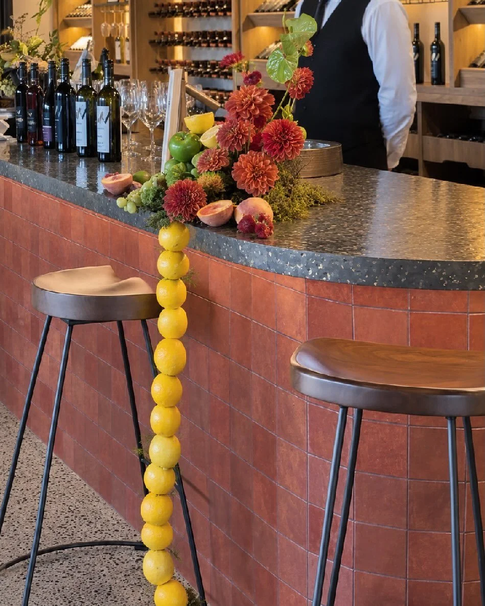 Every corner is designed.

A string of lemons adds colour and a little play, keeping the whole space in one mood.

#Styledbyjuno #CorporateEvent #SydneyEventDesign #EventDecoration #EventStyling