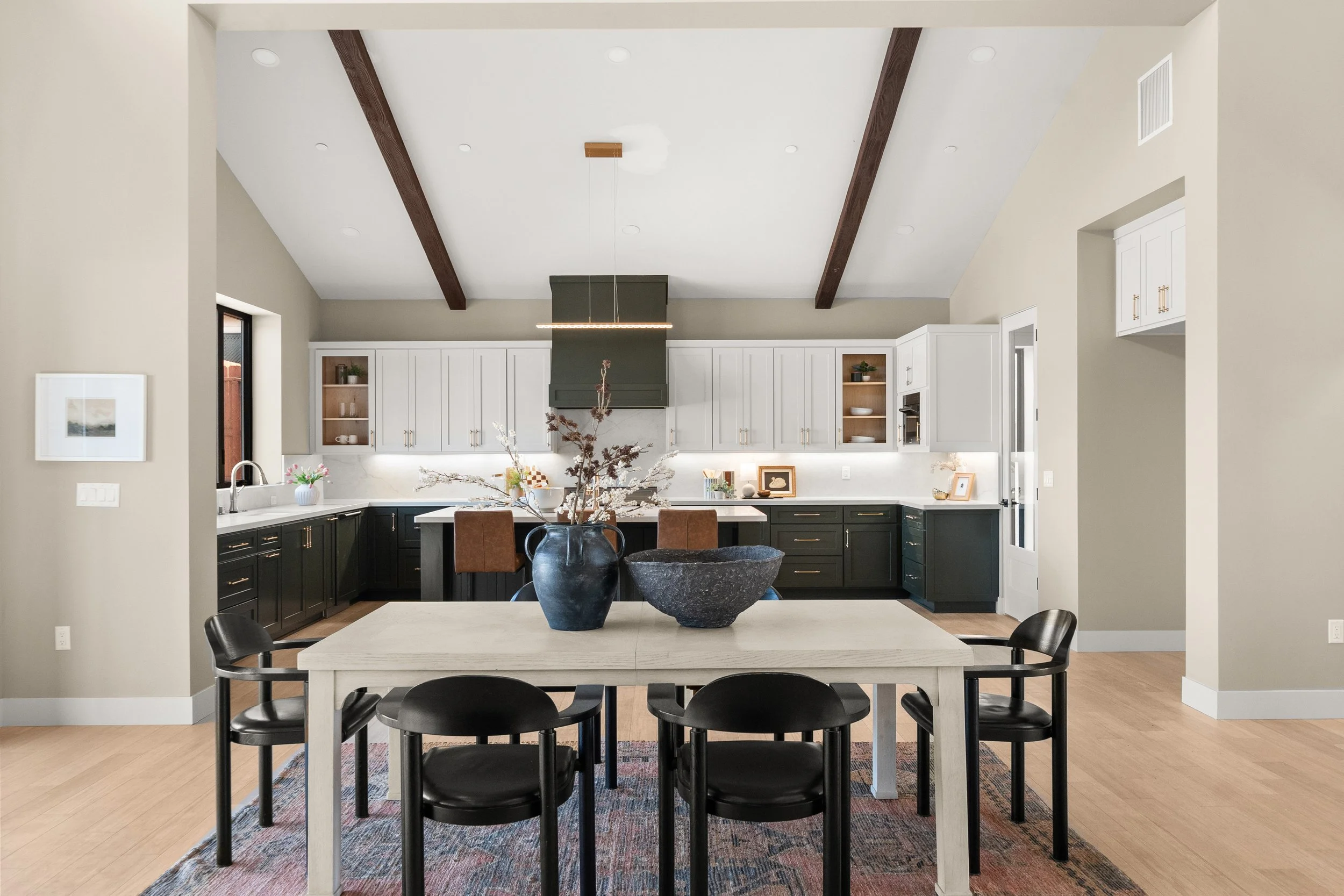 5093 Malibu Drive, Paradise, CA Kitchen