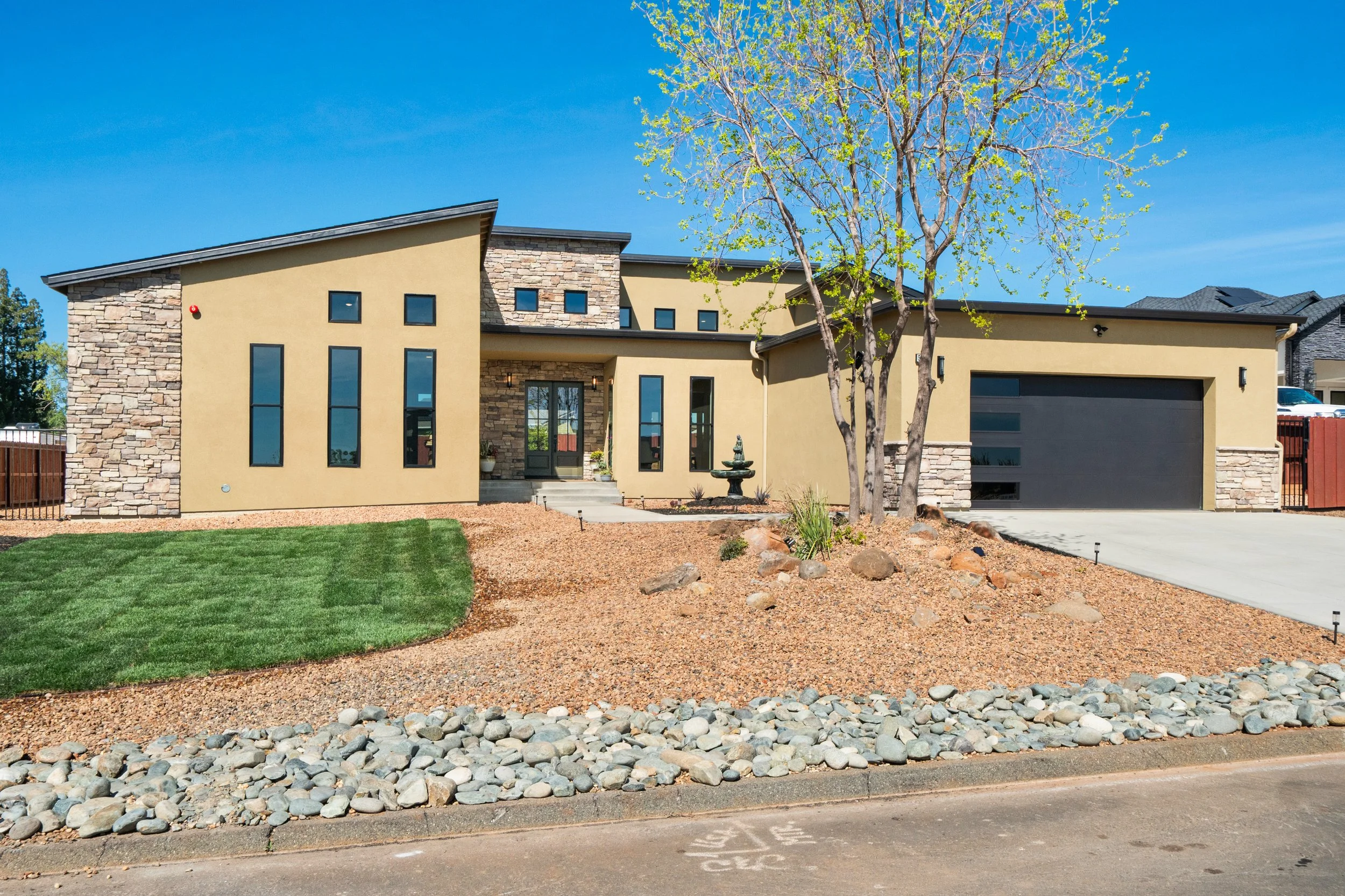 5093 Malibu Drive, Paradise, CA Exterior