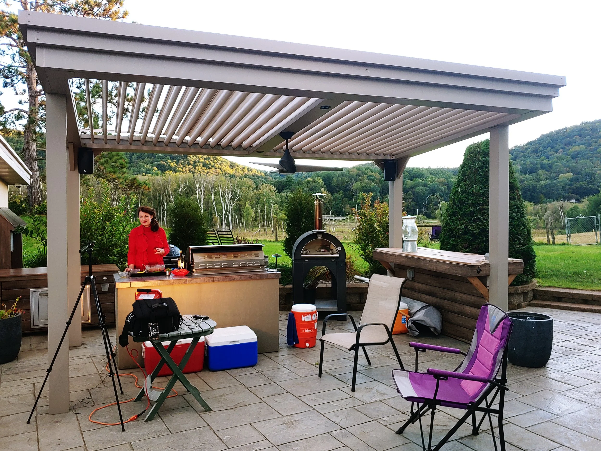 Outdoor Kitchen Set. Ruth Chipps.jpg