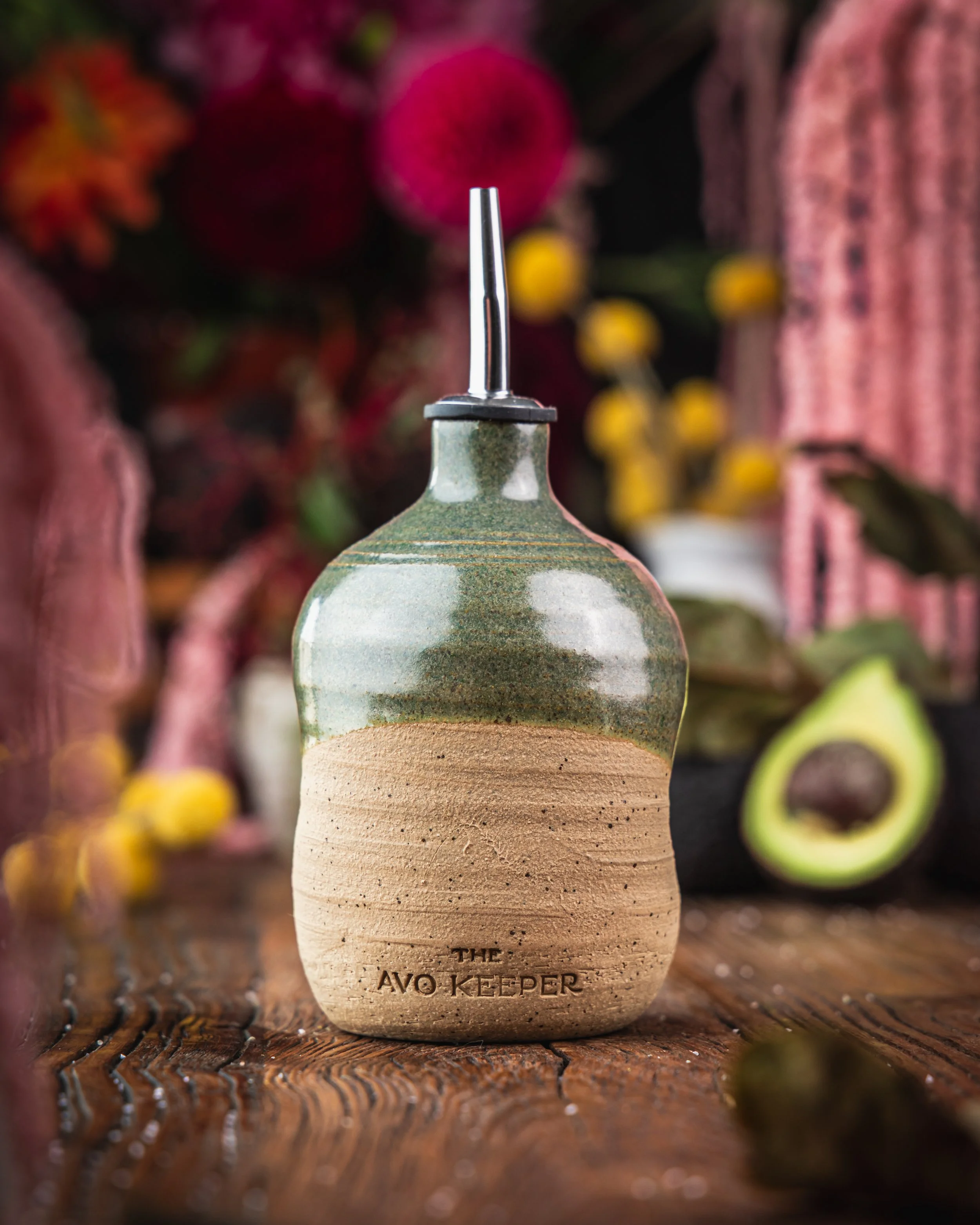 Avocado oil pourer