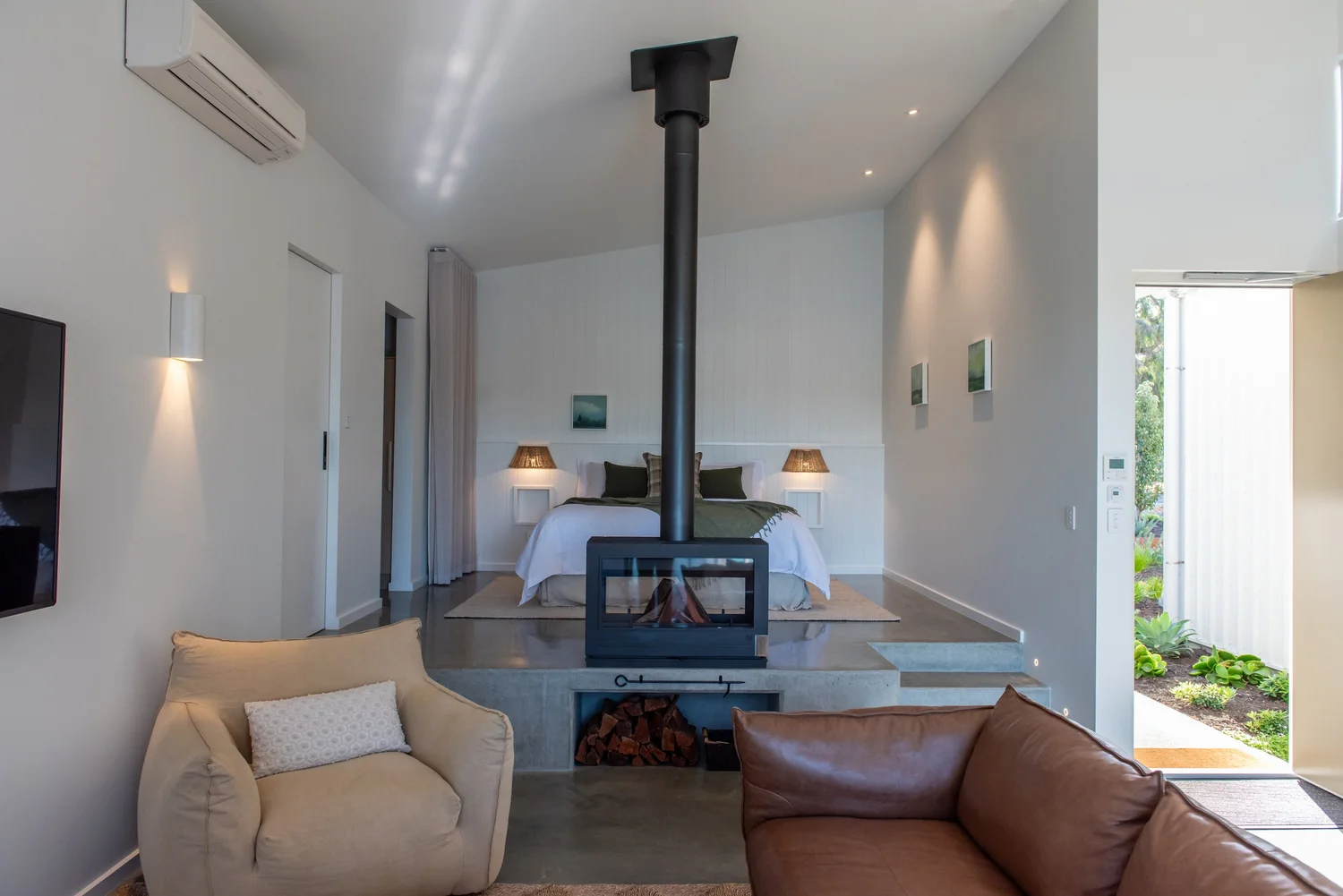 Photo inspiration: Water S Edge Villas Reference: Water S Edge Villa 3 Experience Luxurious Relaxation