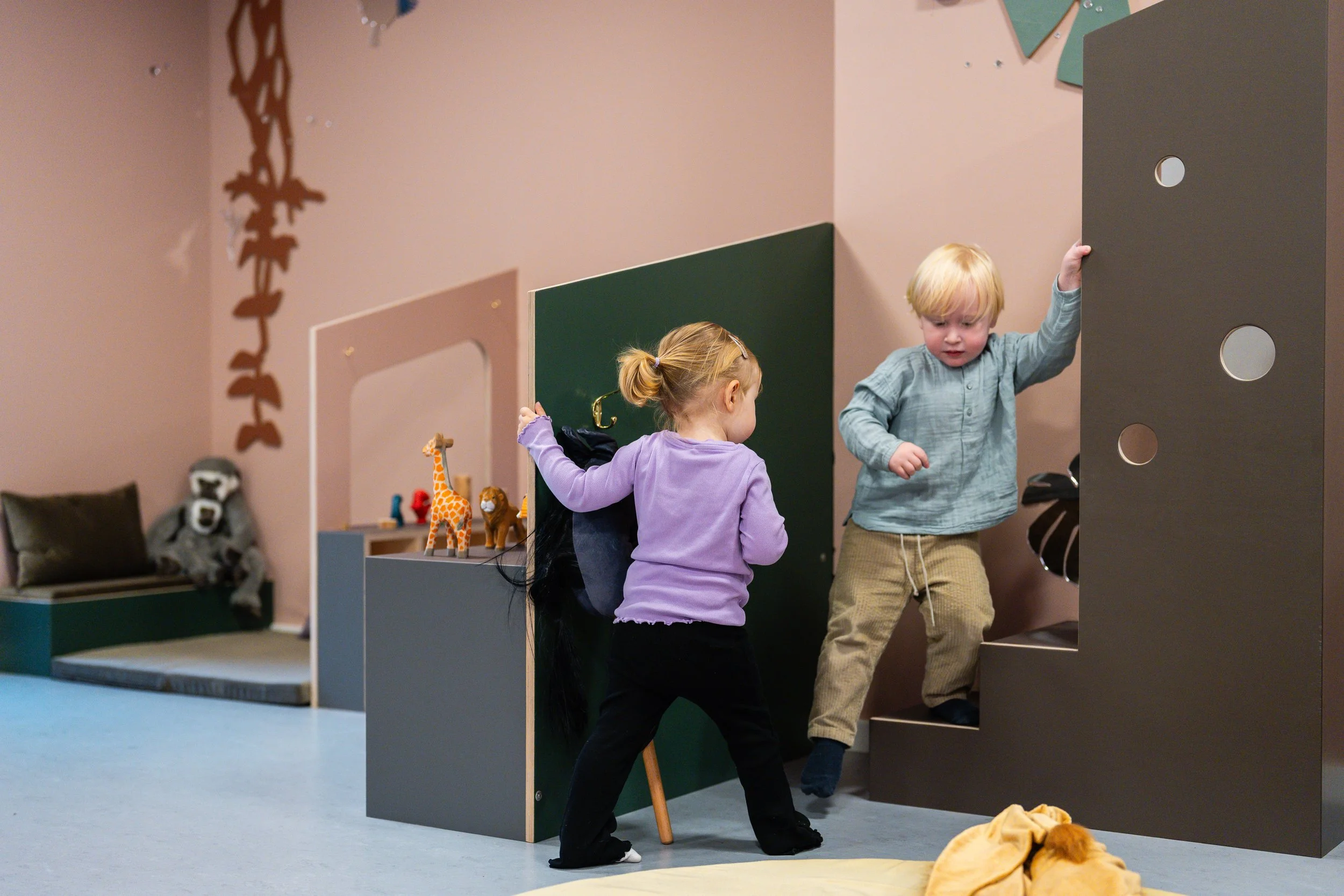 rum_til_magi_junglebo_20251023__A745721_41 (2).jpg