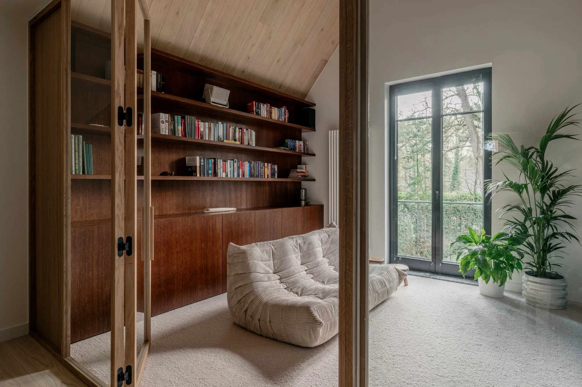 KS-Kristin Smets-Schilde-Hannelore Veelaert-A7400687-HDR-lo res.jpg