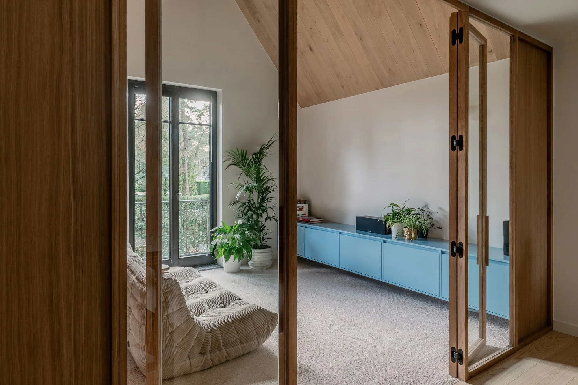 KS-Kristin Smets-Schilde-Hannelore Veelaert-A7400675-HDR-lo res.jpg