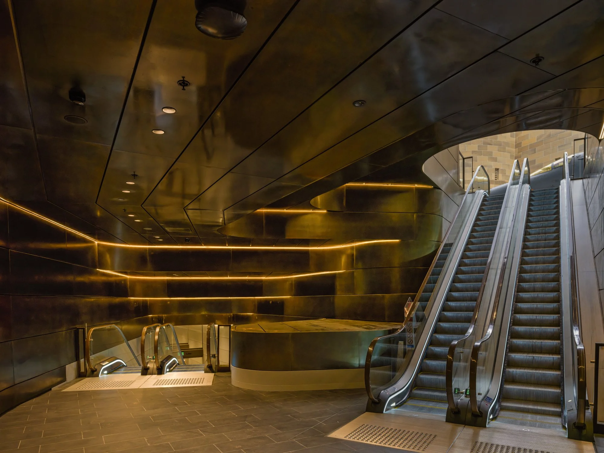AWM_Anzac Hall_Excalator_Int 1