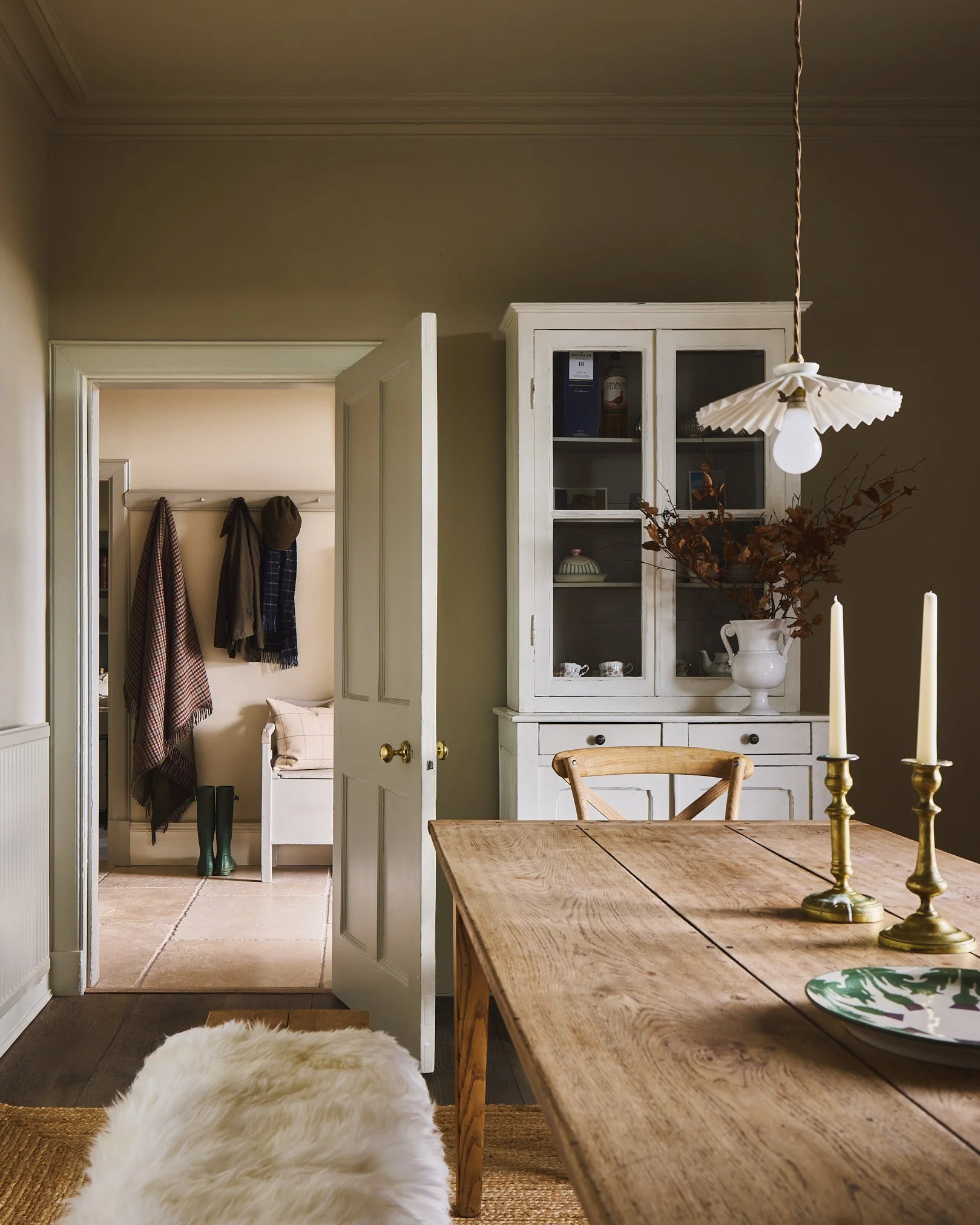 kitchen into hallway. jpg.jpg