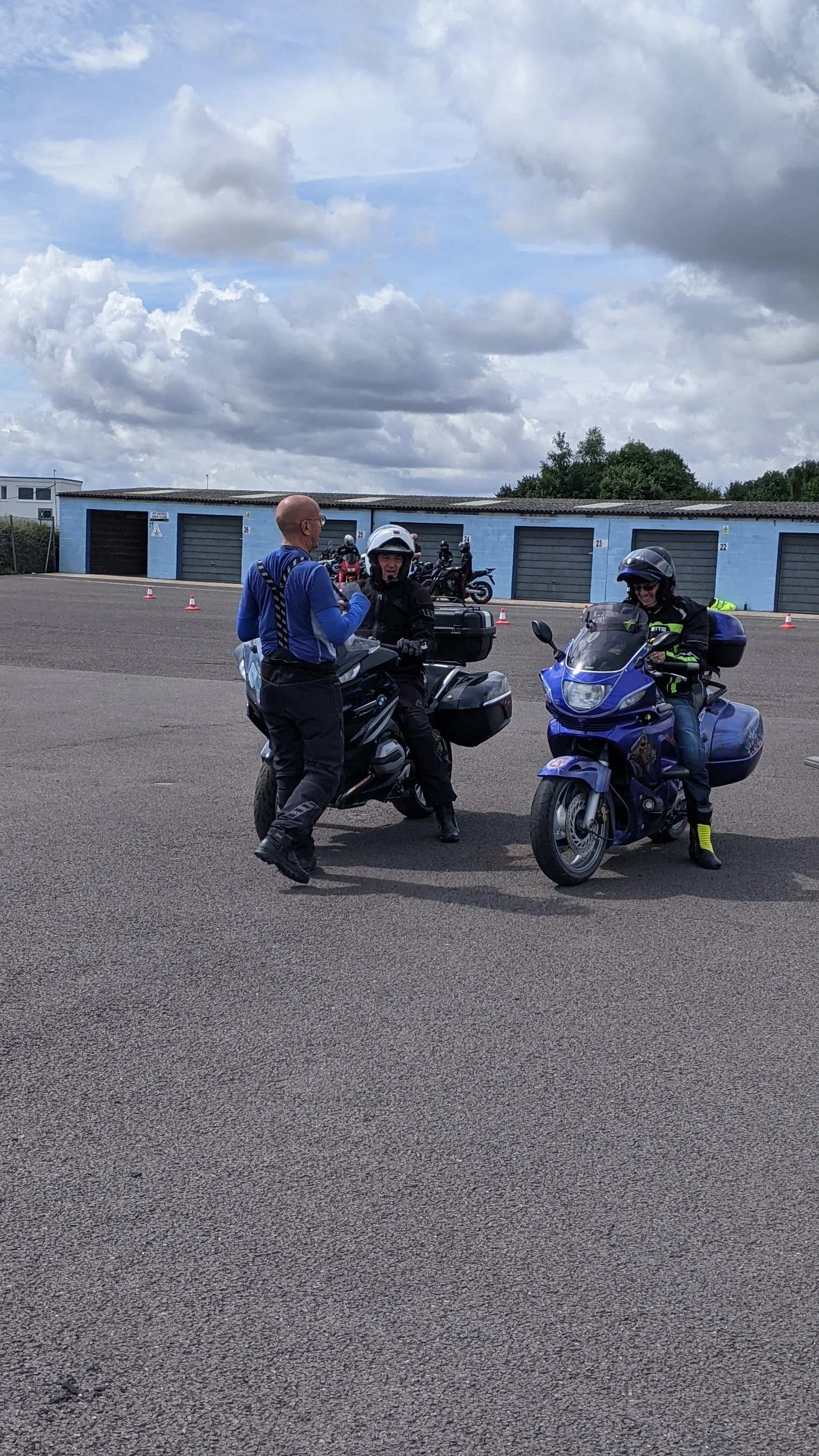Level 1 Slow Riding - Thruxton Circuit
