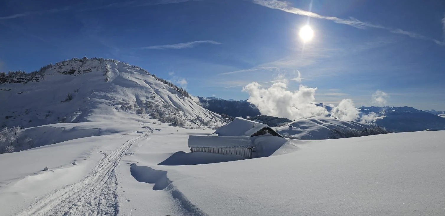 REFUGE ARPETTAZ PRAZ VECHIN.jpg