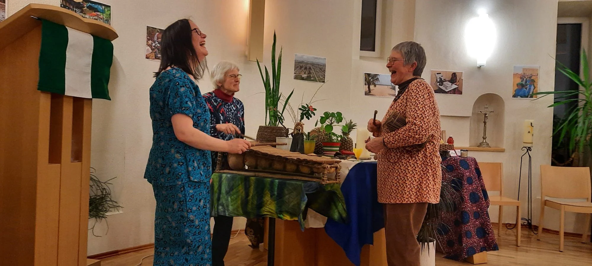 Claudia Ajuba, Maria Steinkogler und Irmgard Widmann