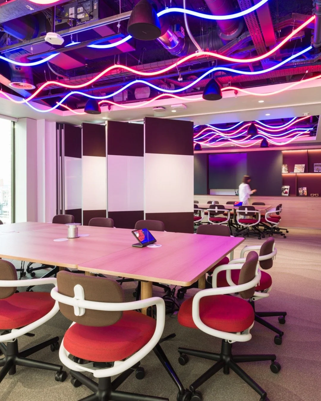 A workplace shaped by people, place and identity.

Our project for Virgin Media O2 in Manchester brings together operational and corporate teams across five floors, creating a workplace that feels unified, authentic and rooted in the city around it.
