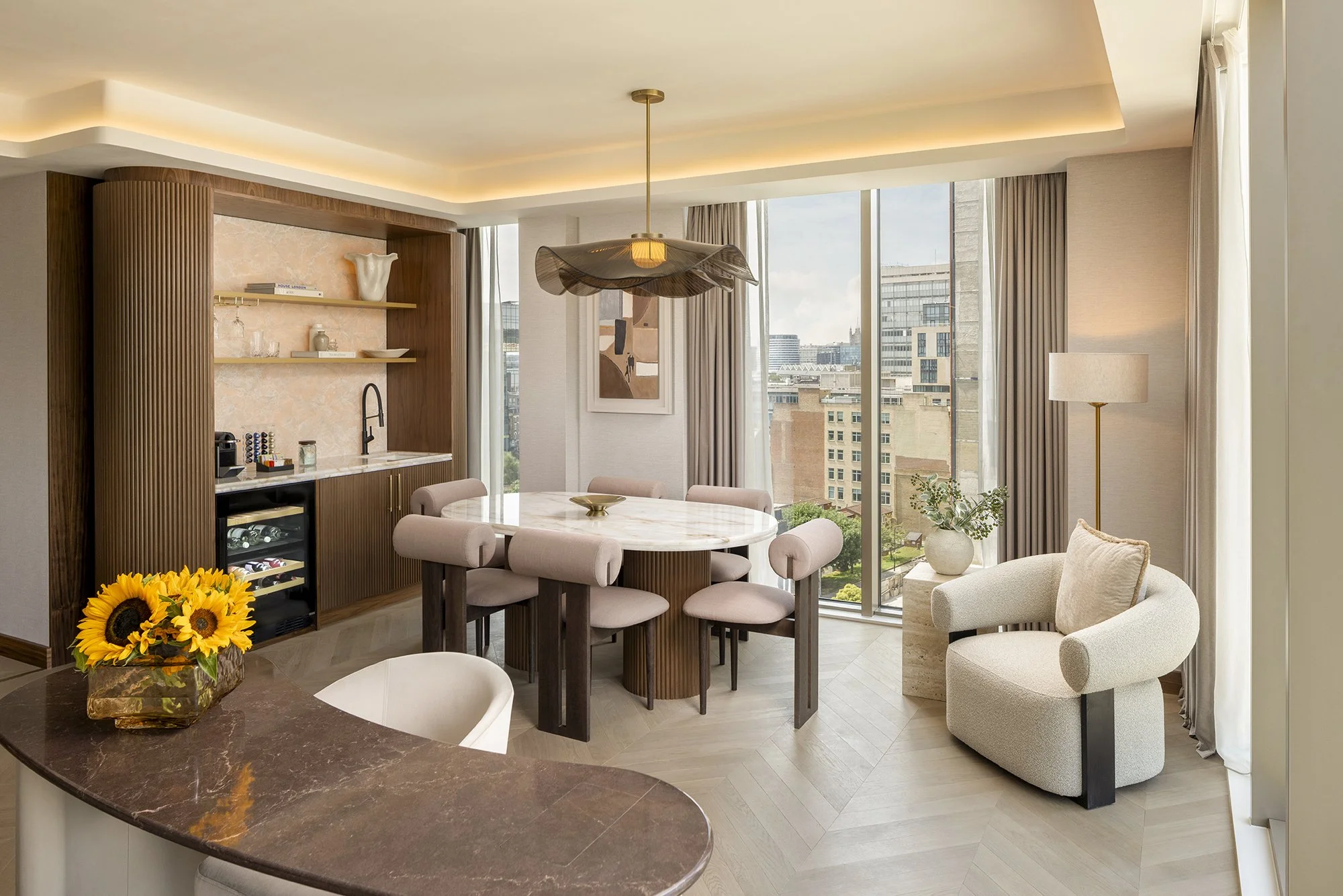 Hilton London Bankside hotel interior design by SpaceInvader – King View City Suite Lounge.