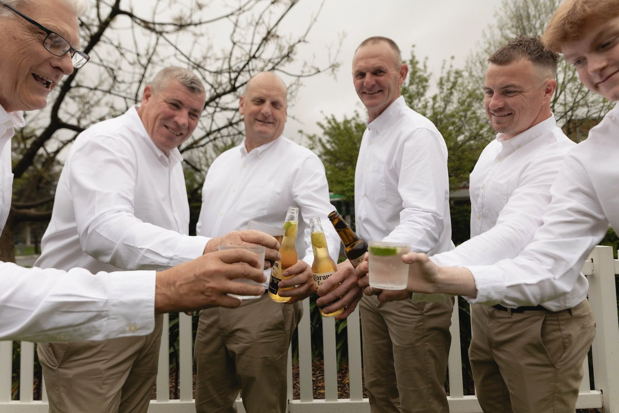 Court & Chris - The Stirling Hotel - Adelaide Hills