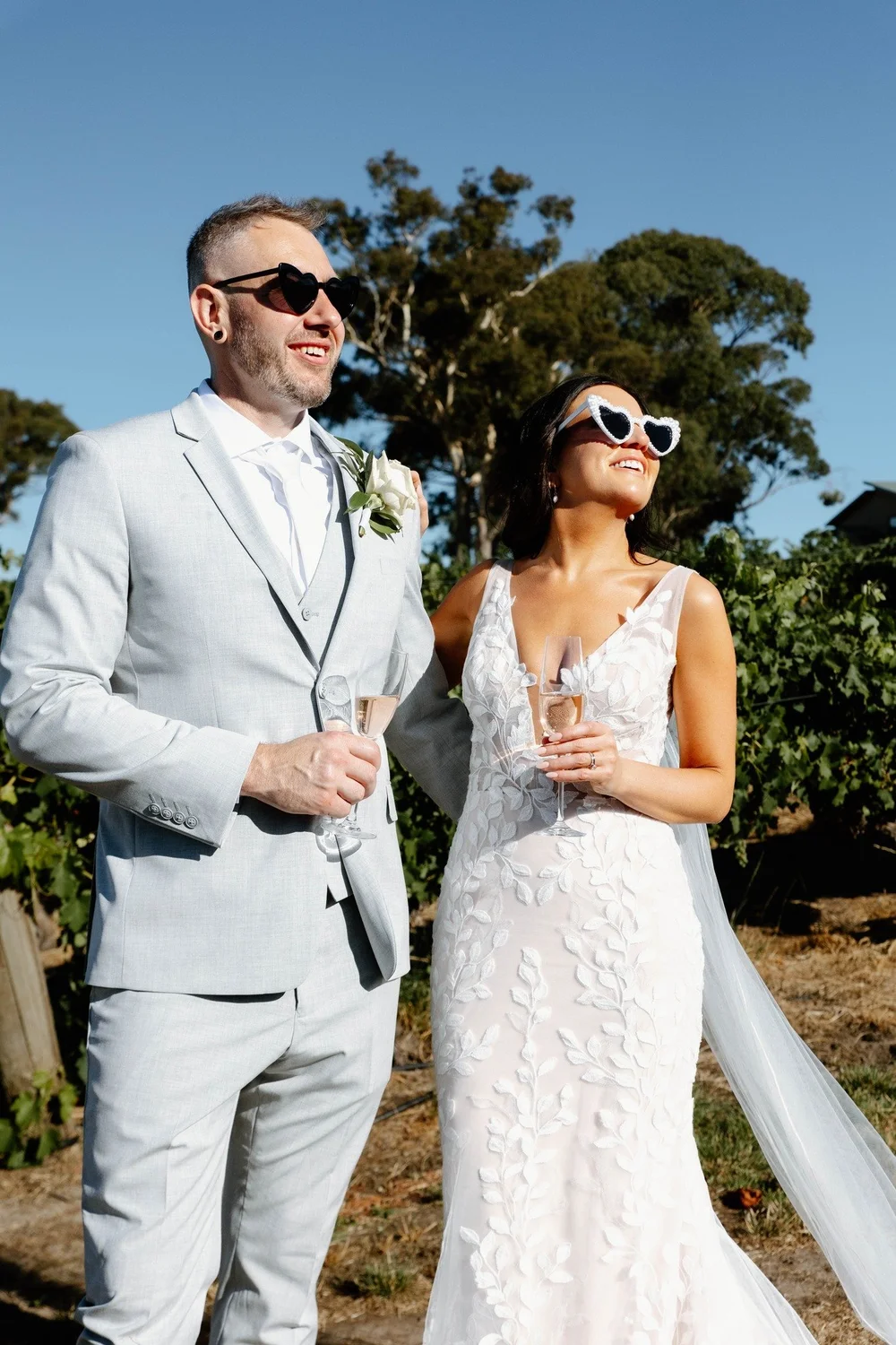 Shaun and Lisa's summer wedding at Glen Ewin Estate, Adelaide Hills