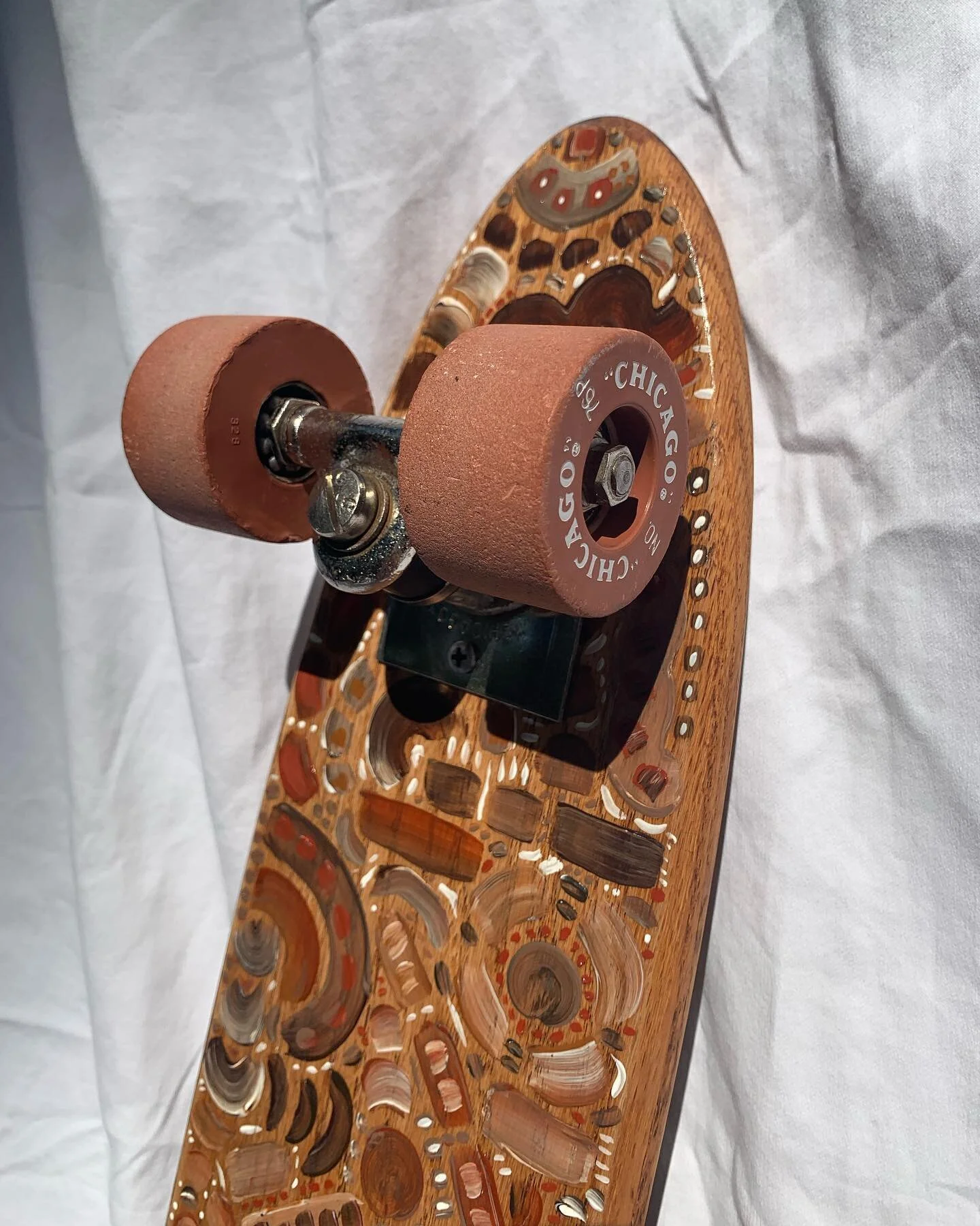 restoration of a vintage Sokol penny board 
&bull;
&bull;
&bull;
&bull;
&bull;
&bull;
#acrylic #paint #woodpaint #artistoninstagram #painting #artist #art #restoration #skateboard #pennyboard #pennyboards