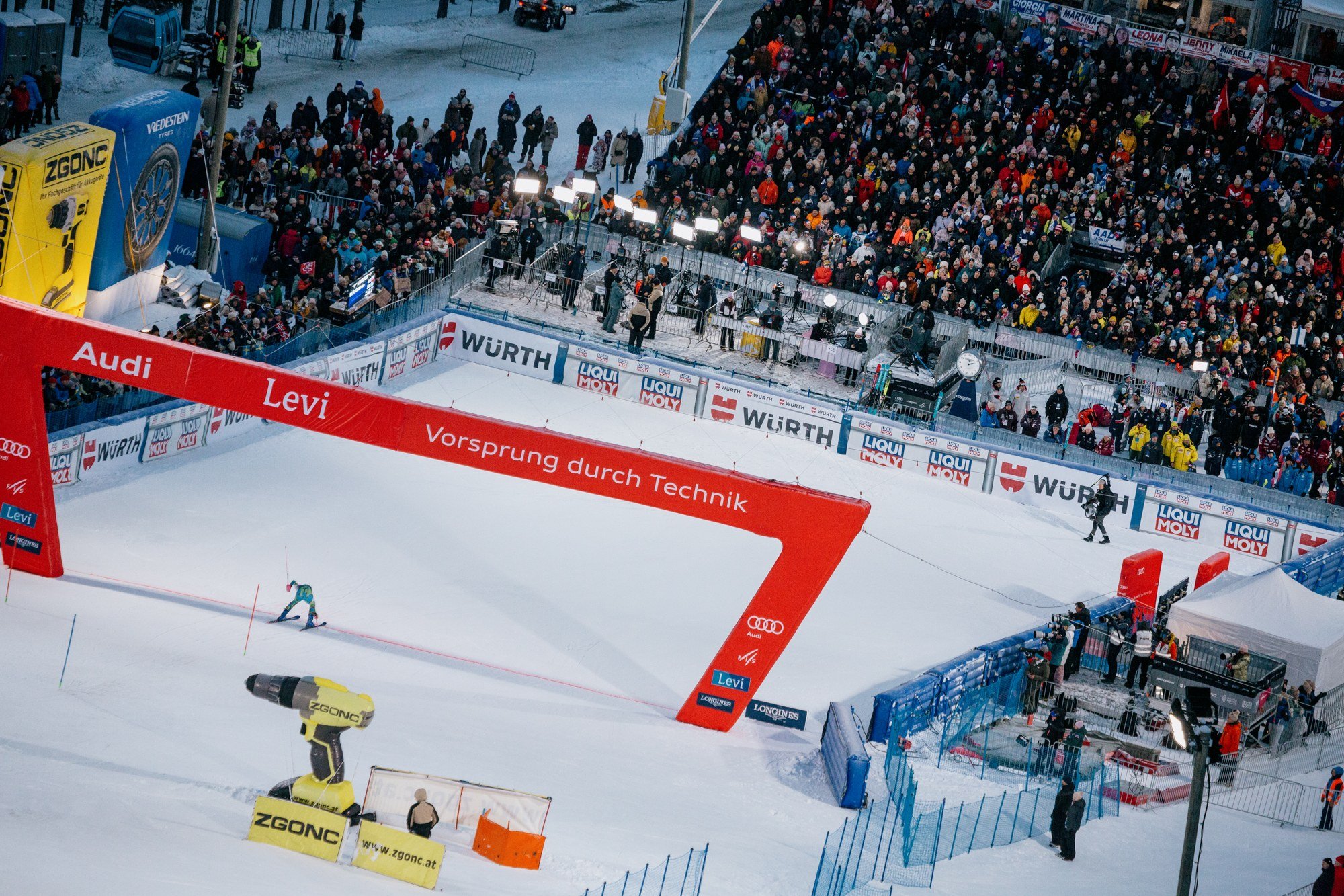 Levin maailmancup avaa alppihiihdon maailmancup-kauden 13.–15.11.2026. 