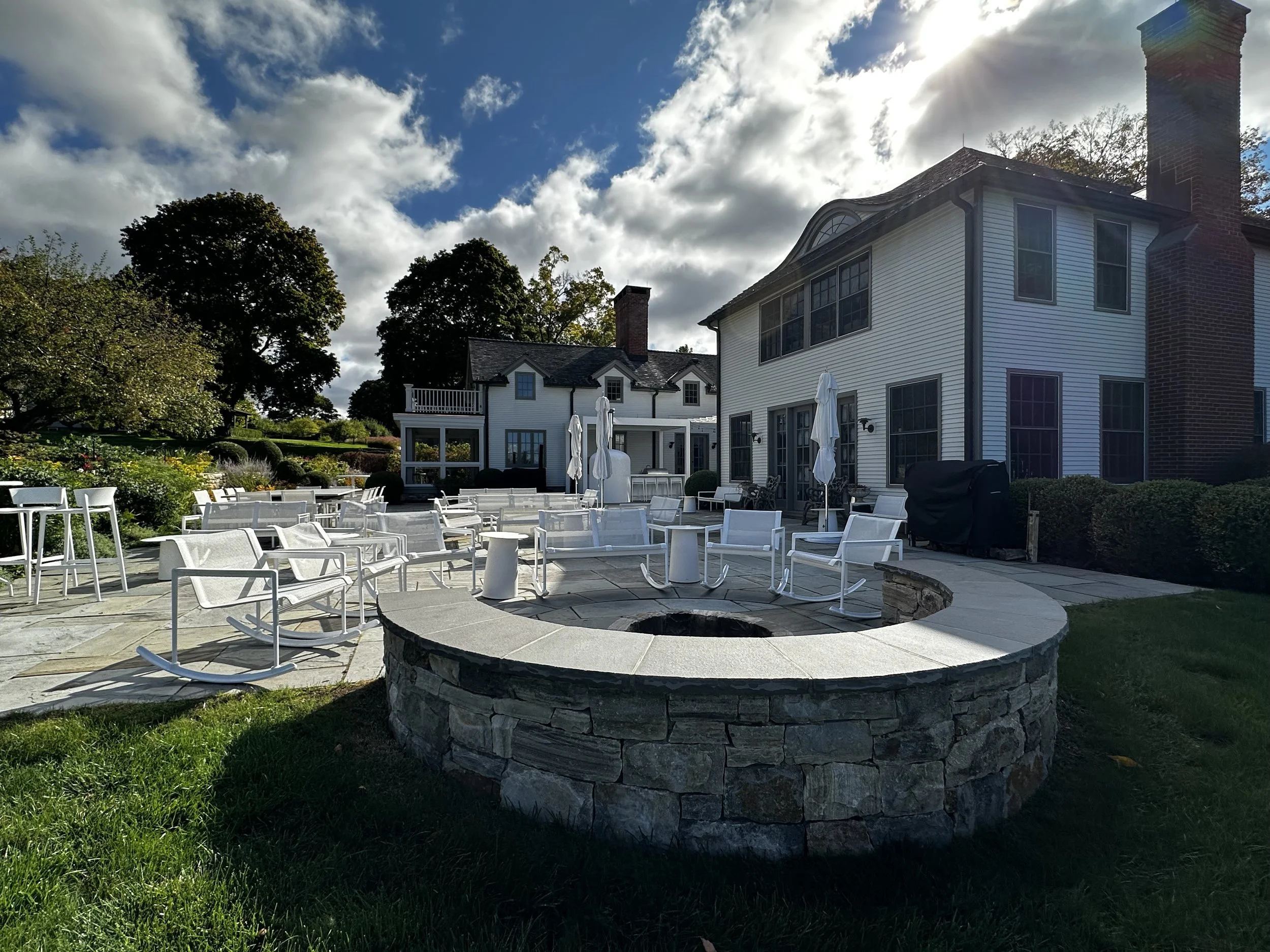 SHARON ENTERTAINMENT PATIO