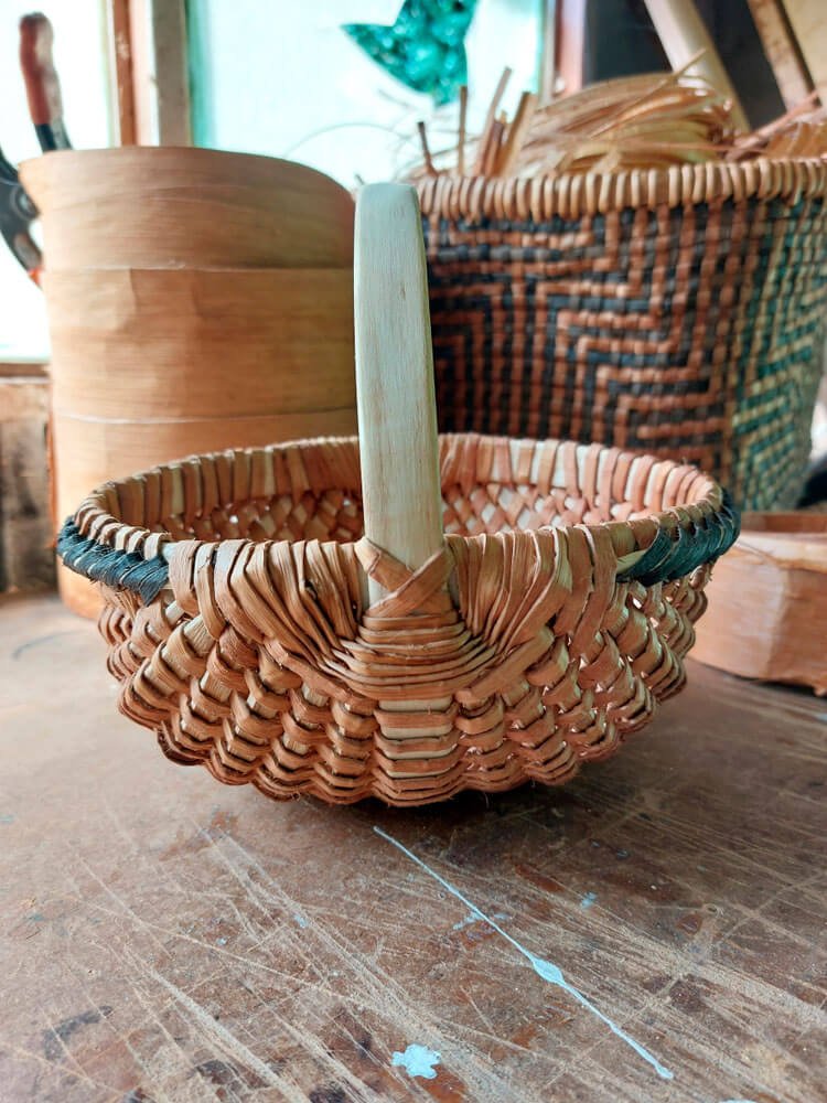  sweet chestnut bark frame basket