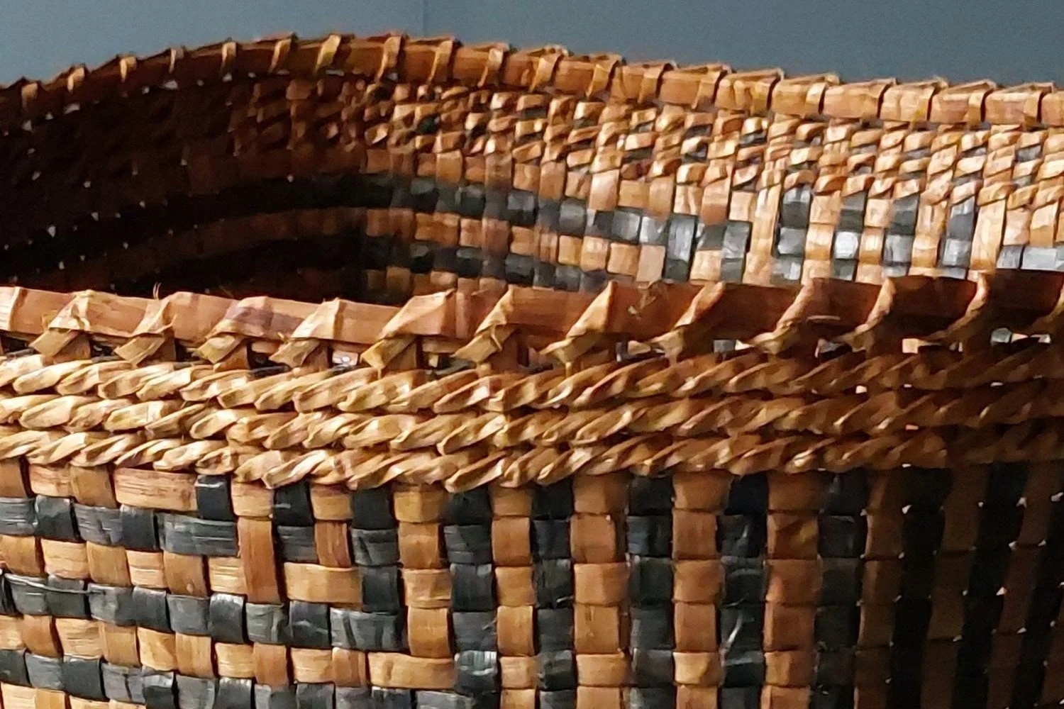 Detail showing the twinning and border of the winning basket