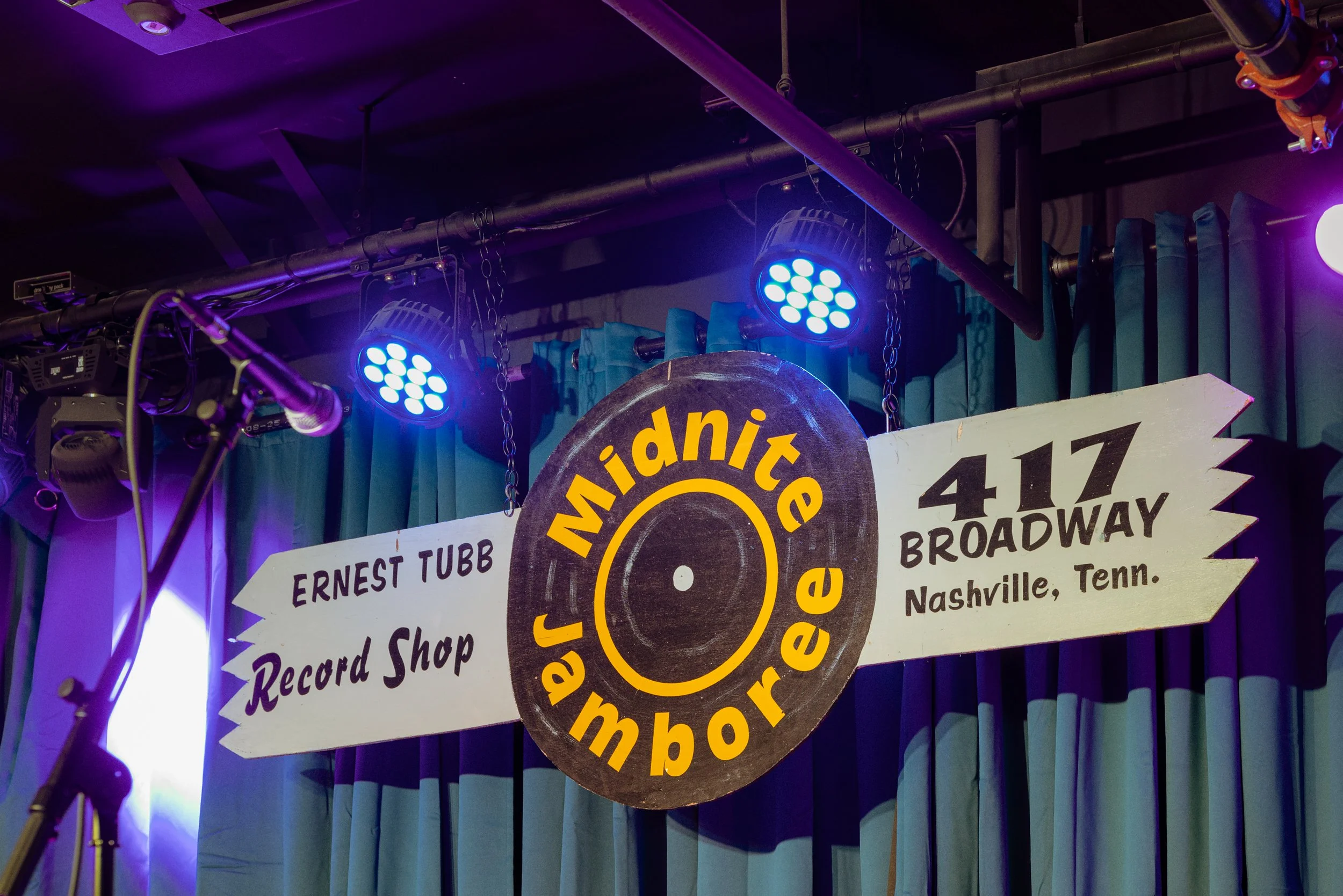 Dryden-Ernest-Tubb-Record-Shop-Understood-Spaces-Nashville-Architecture-Photographer-6051.jpg