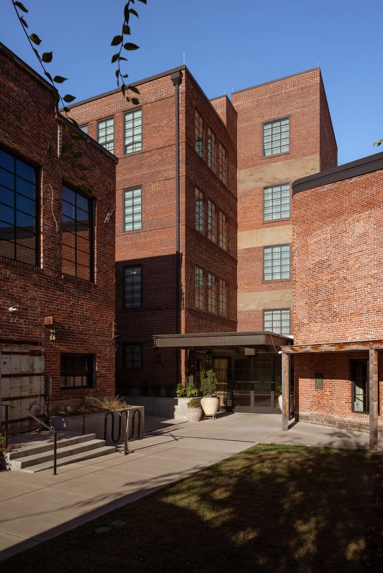 Dryden-Soho-House-Nashville-Quinn-Ballard-Nashville-Architecture-Photographer-6026 (1).jpg
