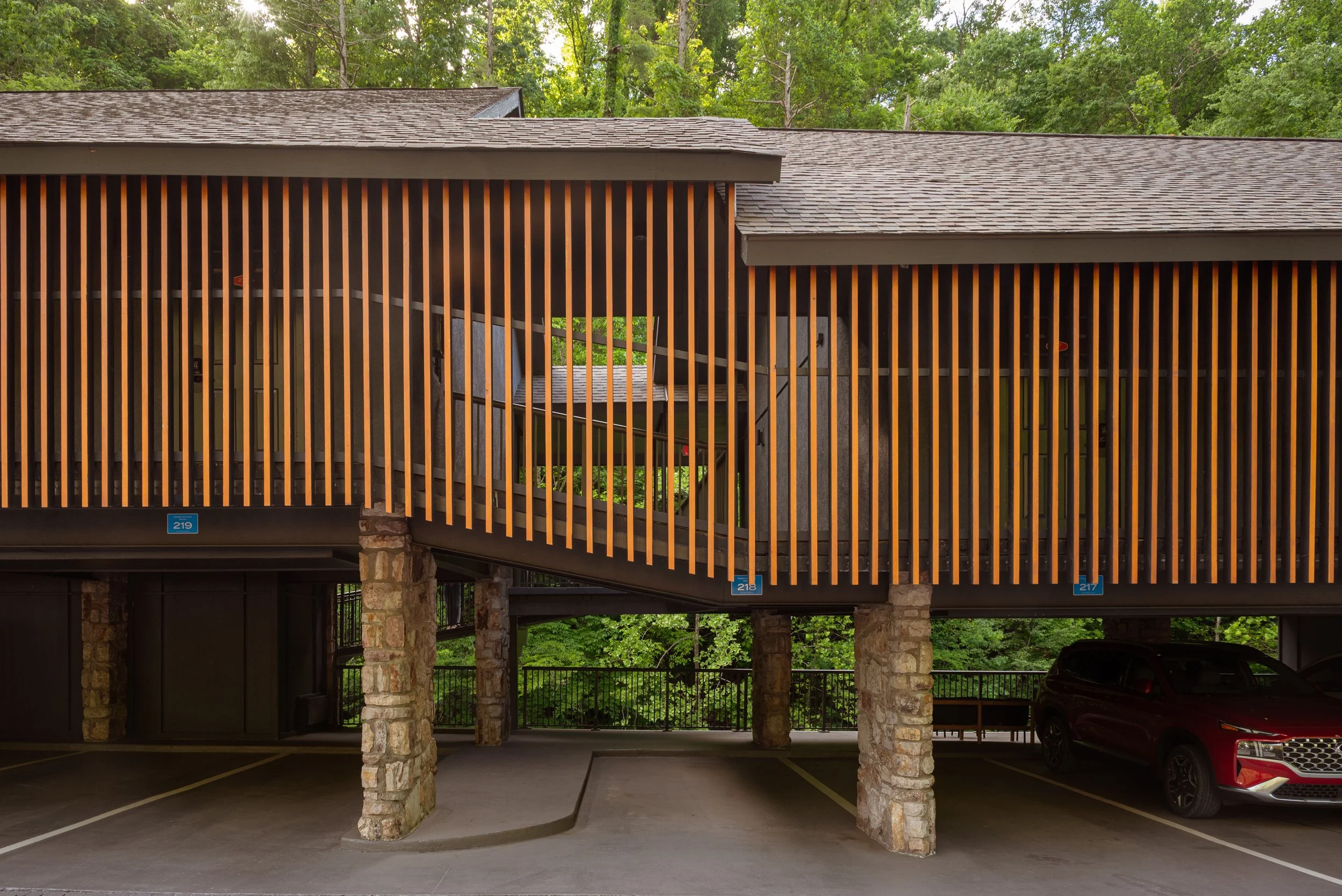 Dryden-Rocky-Waters-Understood-Spaces-Nashville-Architecture-Photographer-9975.jpg