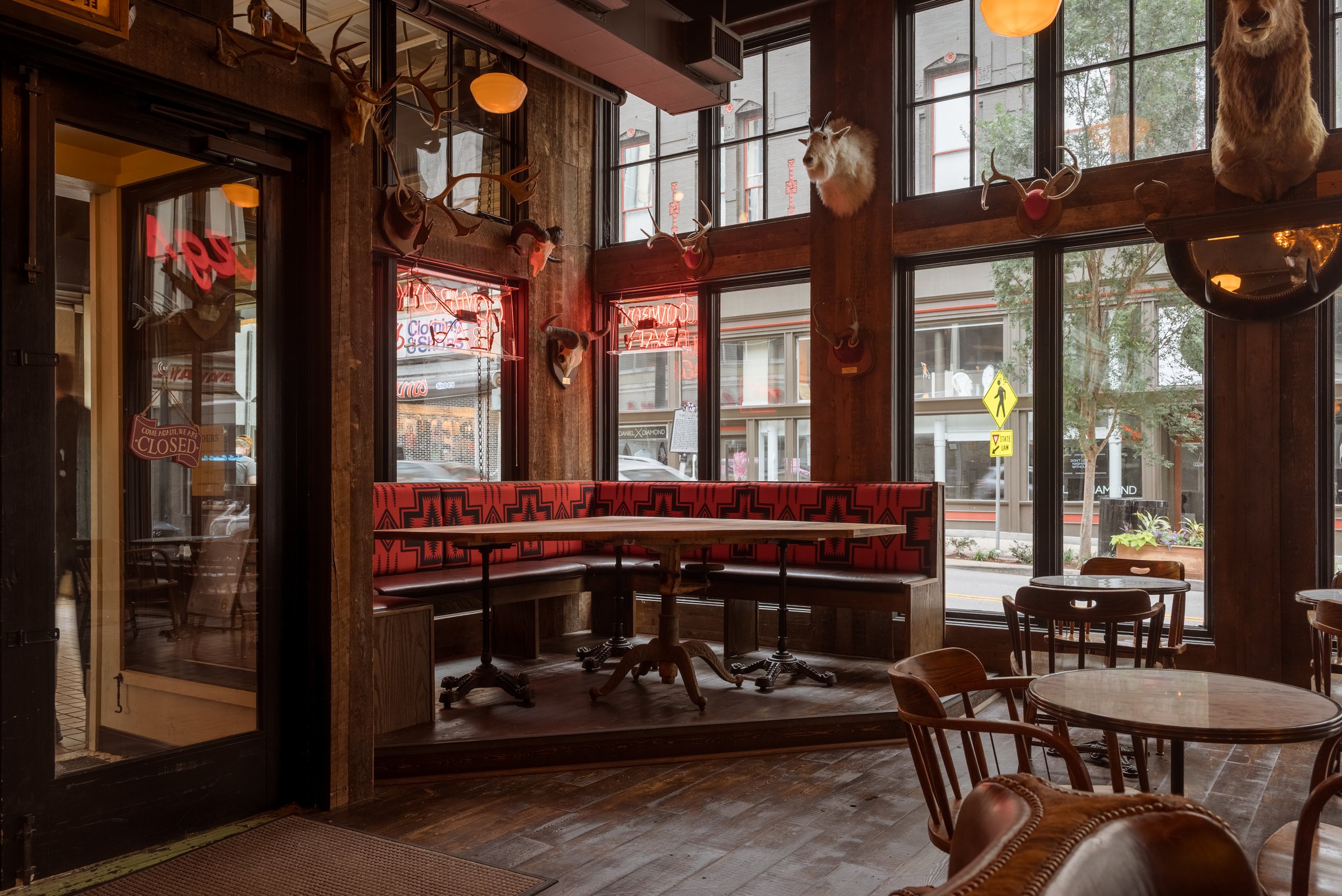 Dryden-Urban-Cowboy-Bar-Arcade-Understood-Spaces-Nashville-Architecture-Photographer- (4).jpg