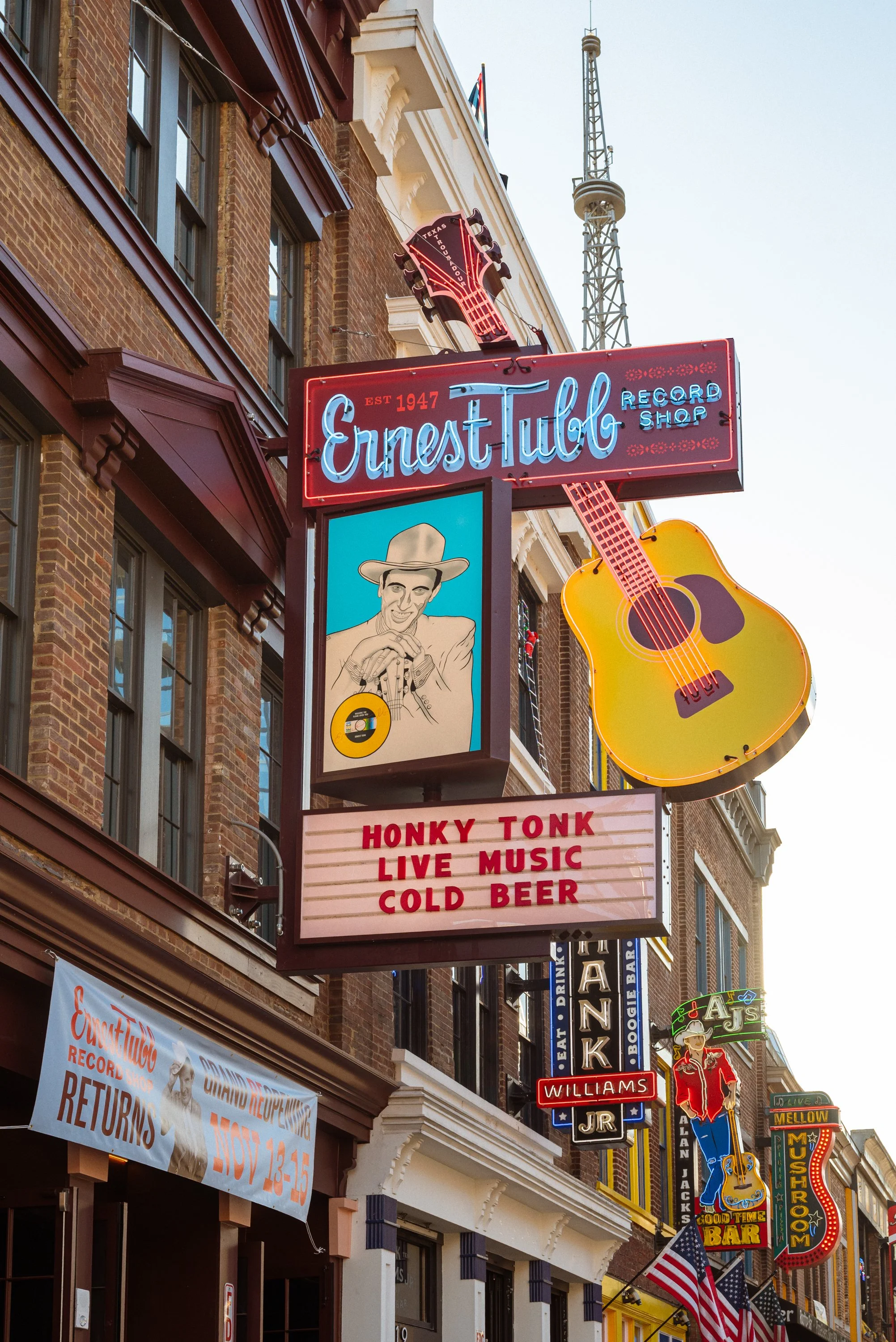 Dryden-Ernest-Tubb-Record-Shop-Understood-Spaces-Nashville-Architecture-Photographer-5668.jpg