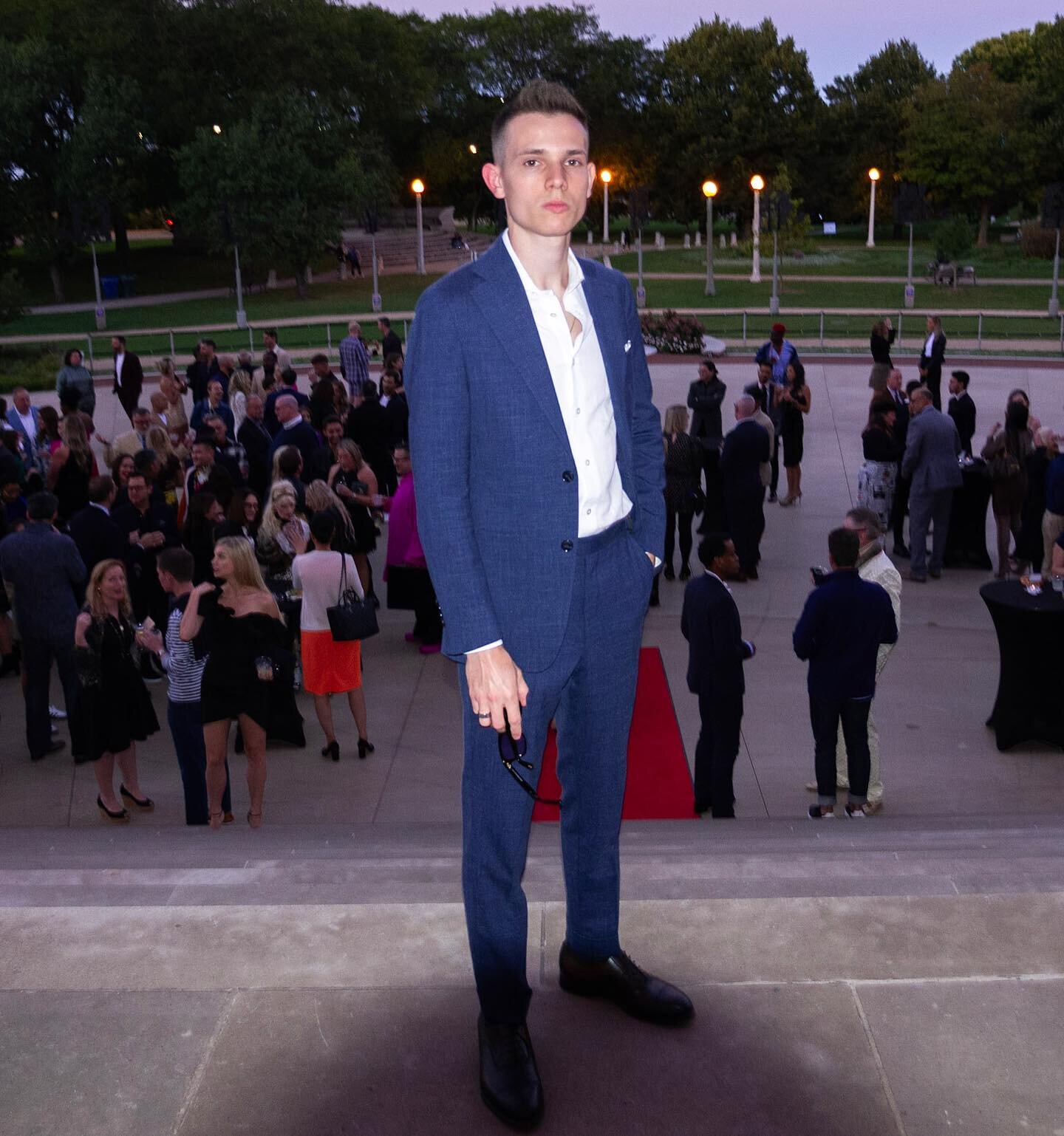 Taylor on the opposite side of the camera for once! Head to toe in Wool &amp; Linen. 

#menswear #mensweardaily #mensstyle #suitup #chicagofashion