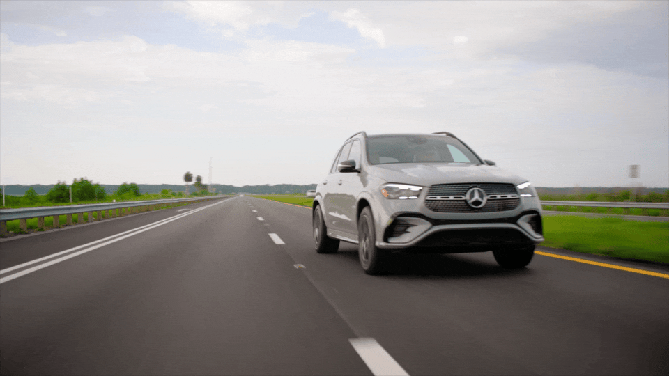 GIF_MBUSA_GLE350.gif
