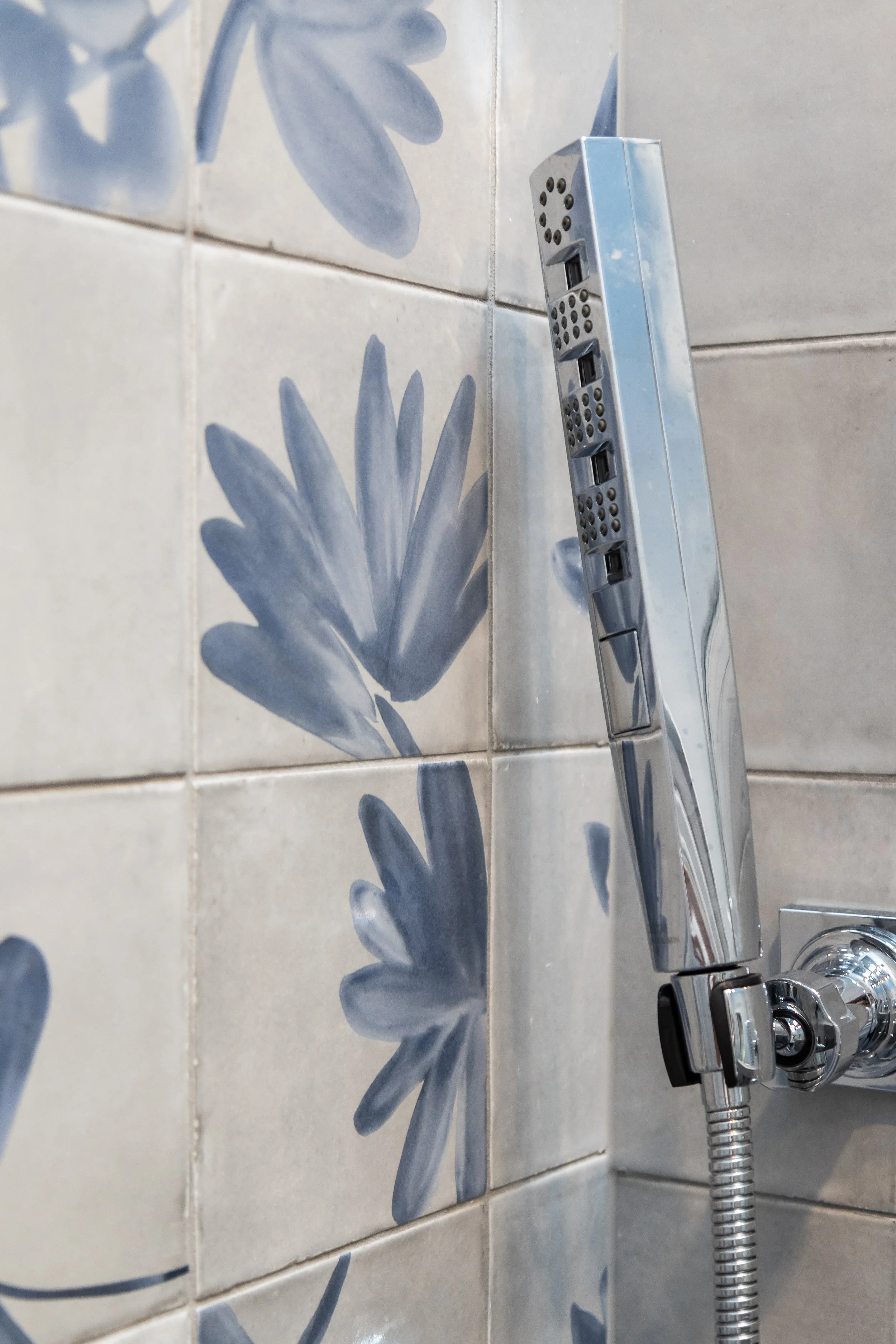 Cedar Hills Bathroom & Laundry Room Remodel