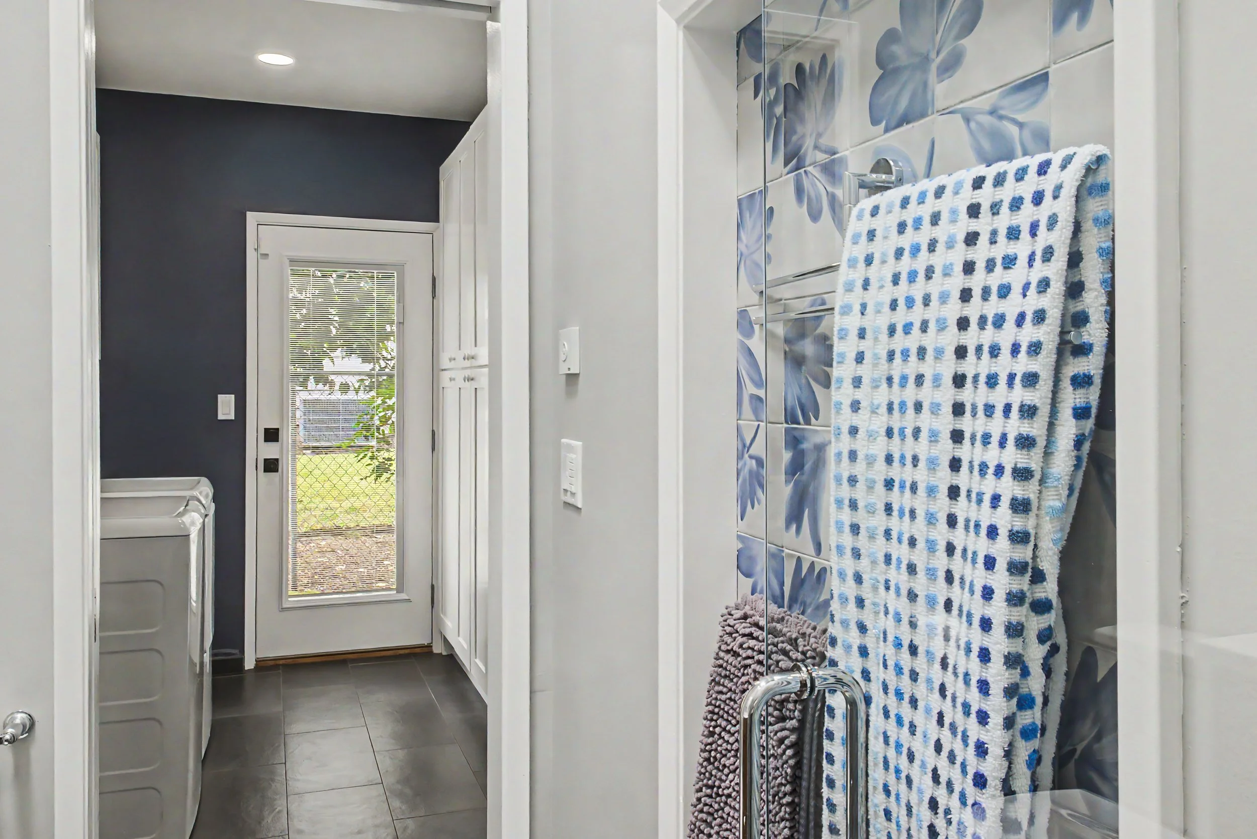 Cedar Hills Bathroom & Laundry Room Remodel