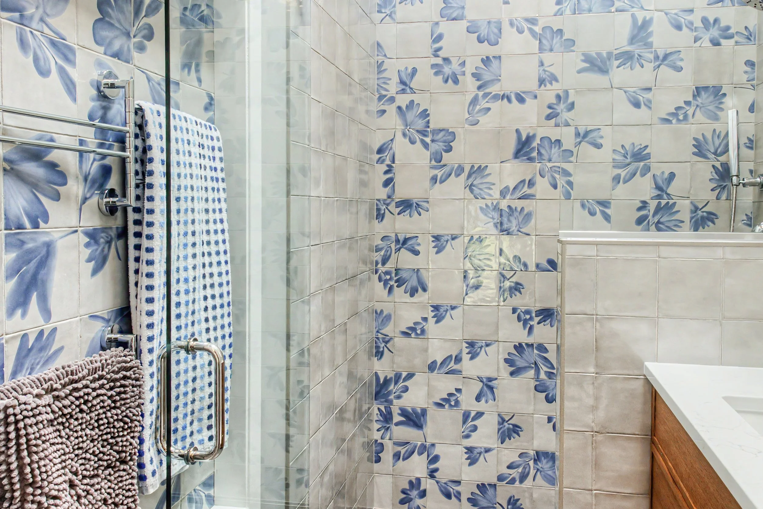 Cedar Hills Bathroom & Laundry Room Remodel