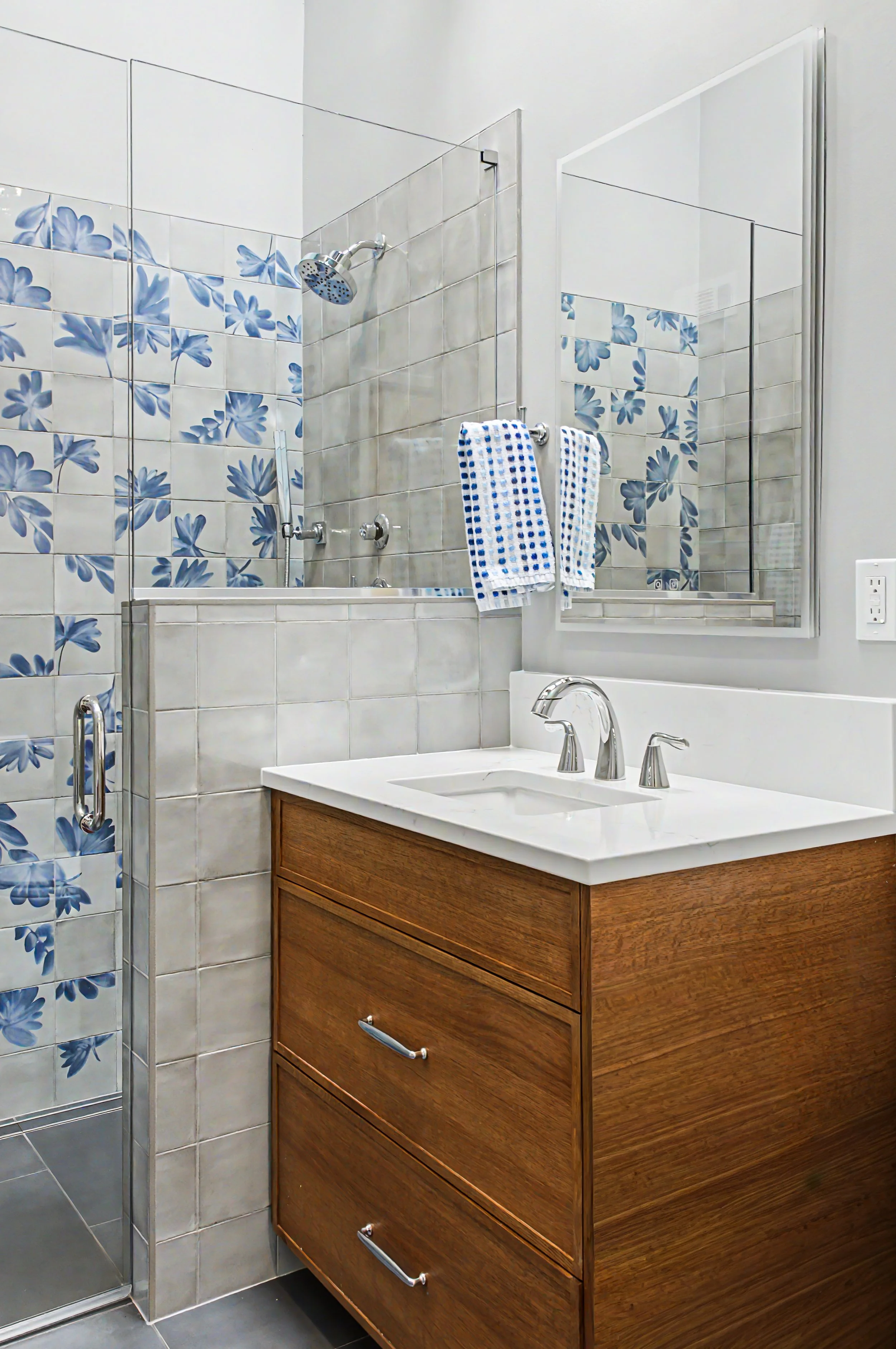 Cedar Hills Bathroom & Laundry Room Remodel