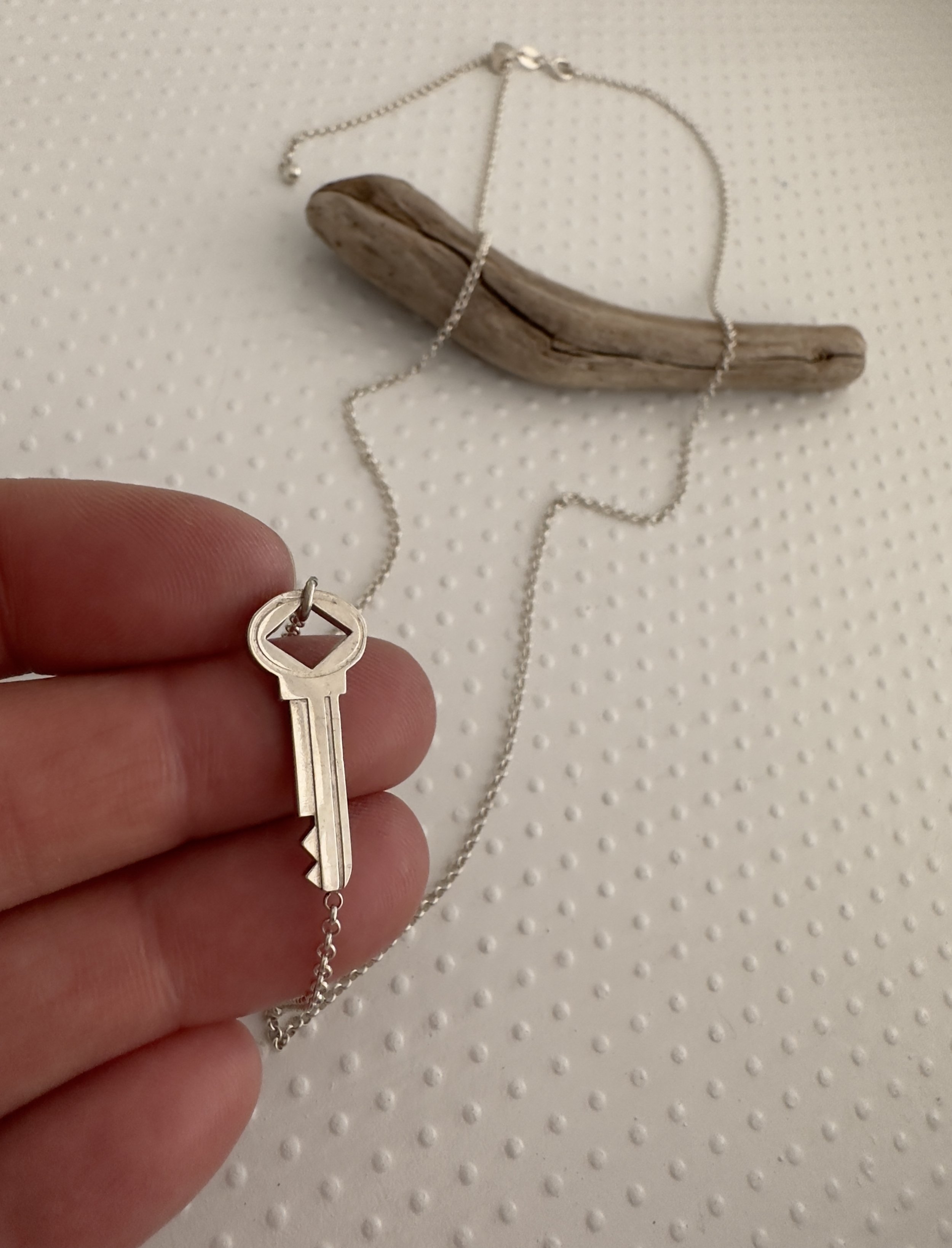 the KEY TO horizon necklace